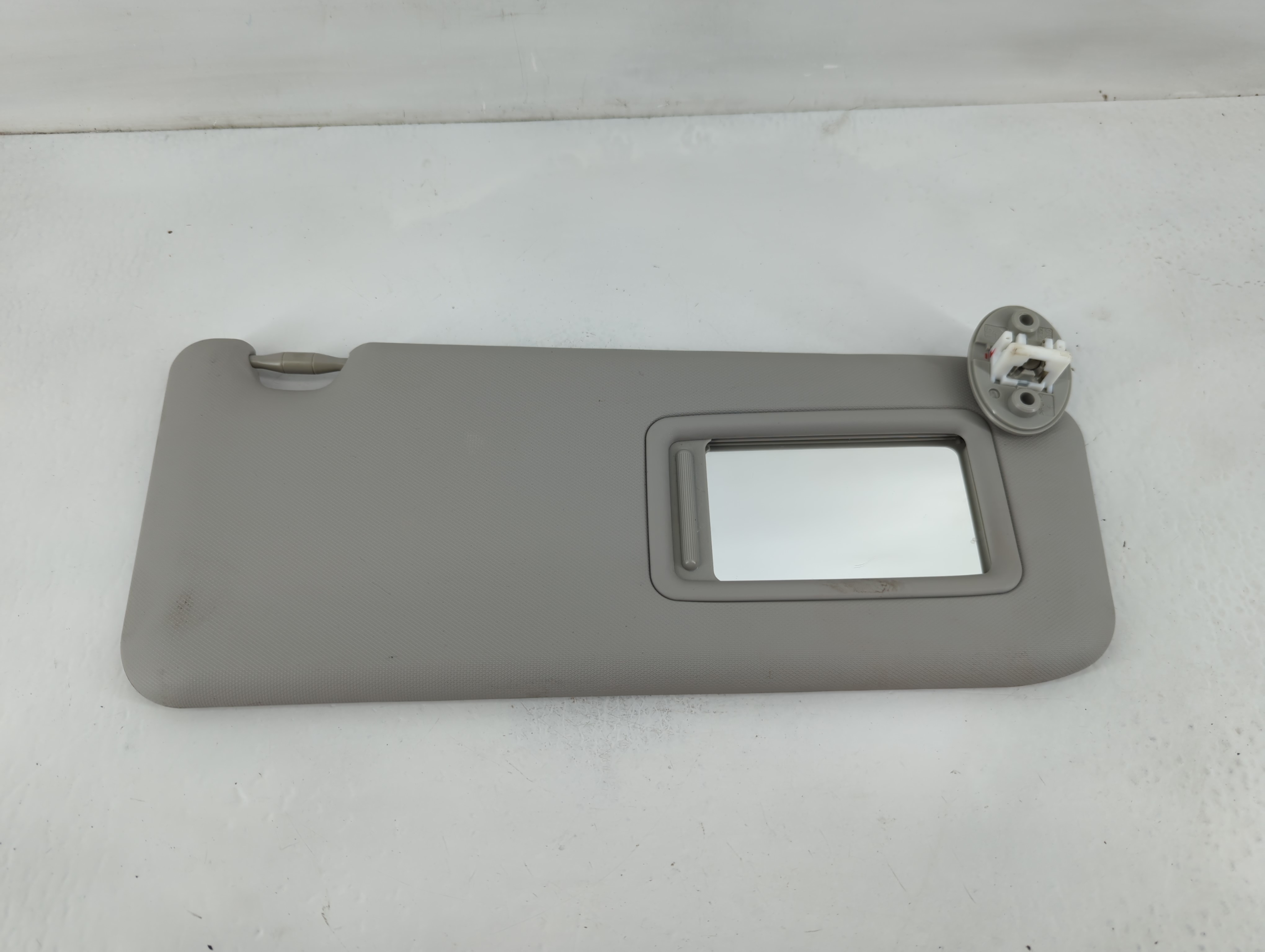 2013-2018 Toyota Rav4 Passenger Sun Visor Mirror Right Sunvisor Grey 823078 - Oemusedautoparts1.com