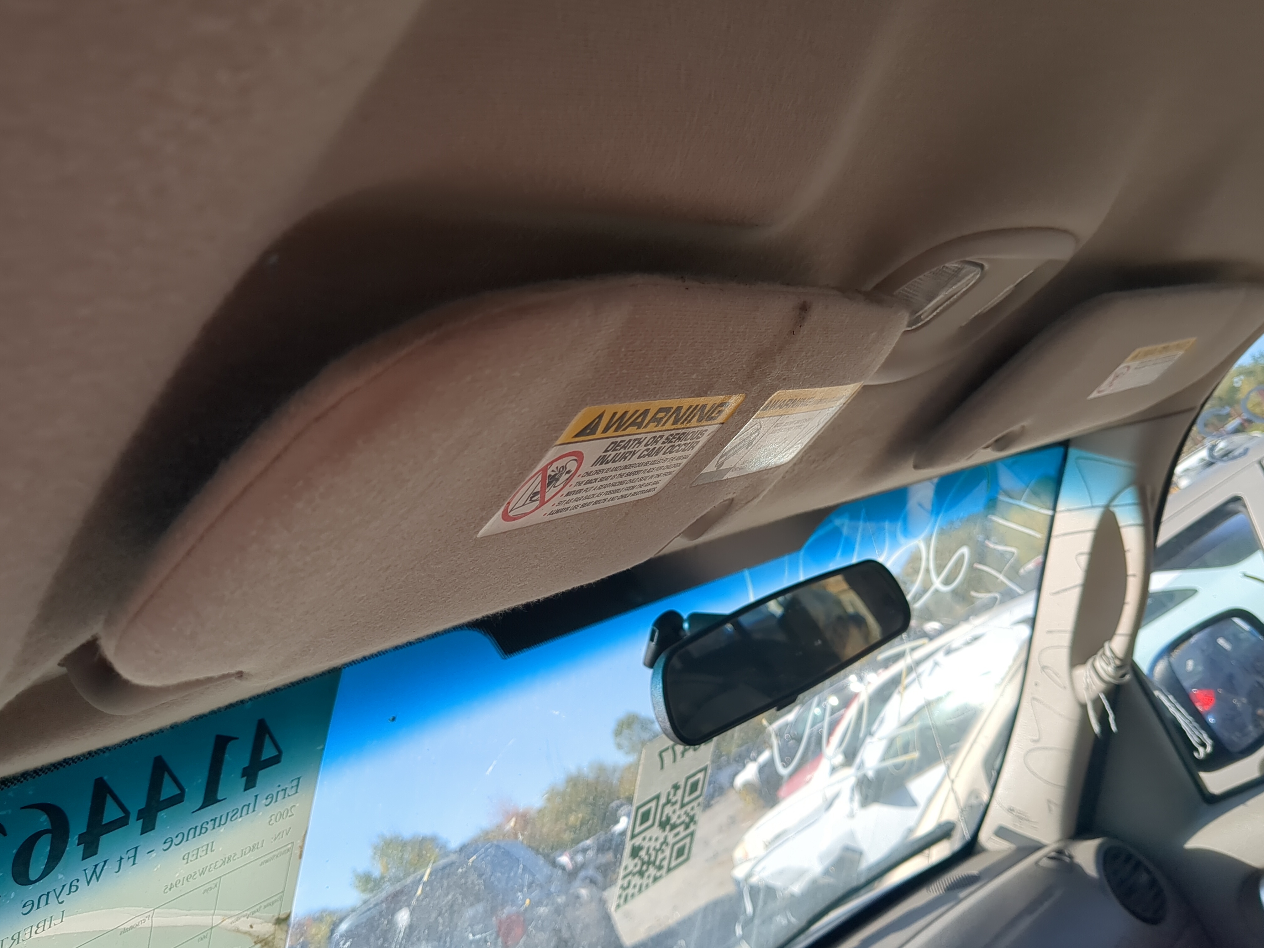 2002-2003 Jeep Liberty Driver Sun Visor Mirror Left Sunvisor 823350 - Oemusedautoparts1.com