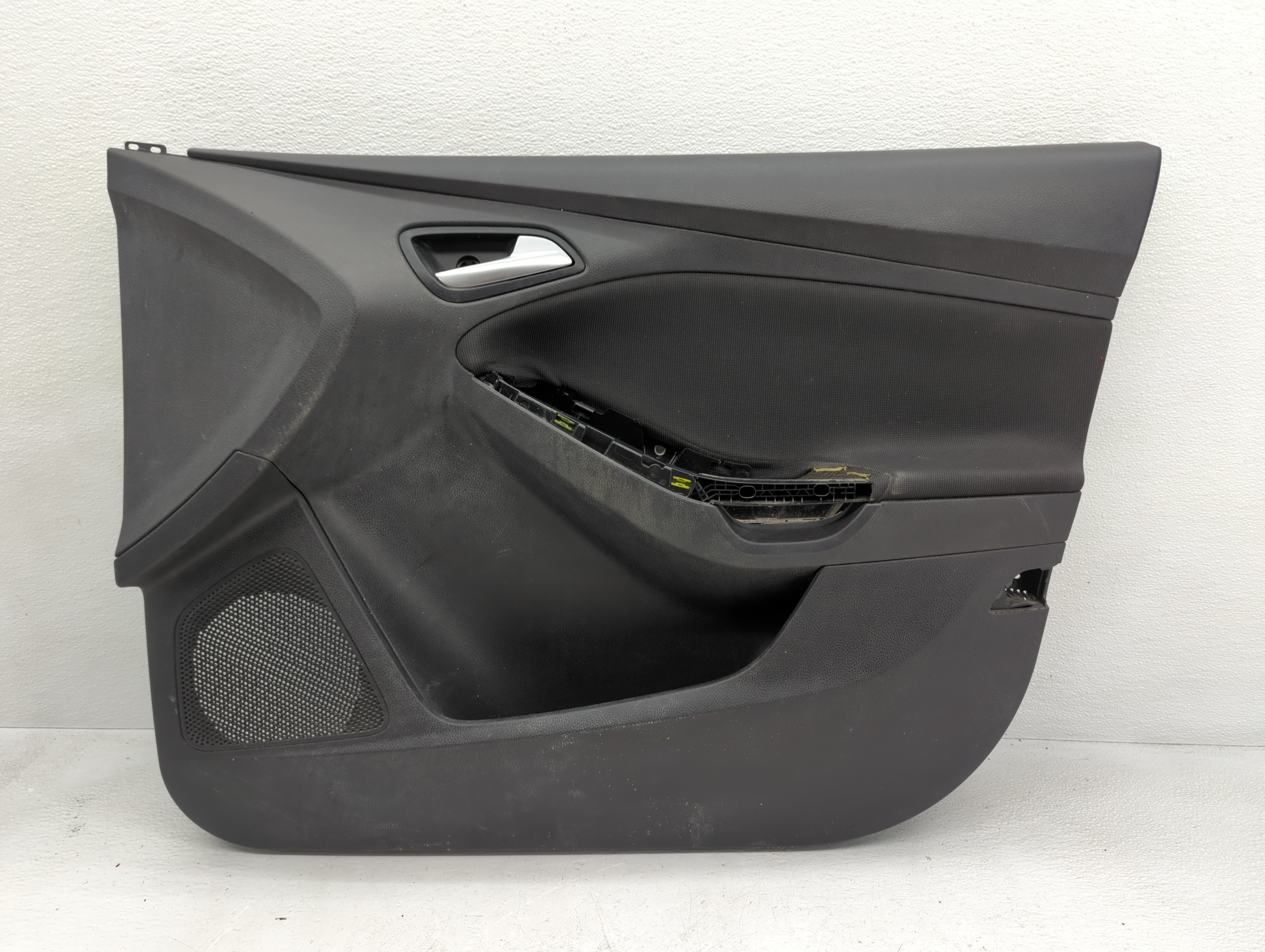 Picture of 2012 Ford Focus Front Right Passenger Interior Door Panel Trim 823357