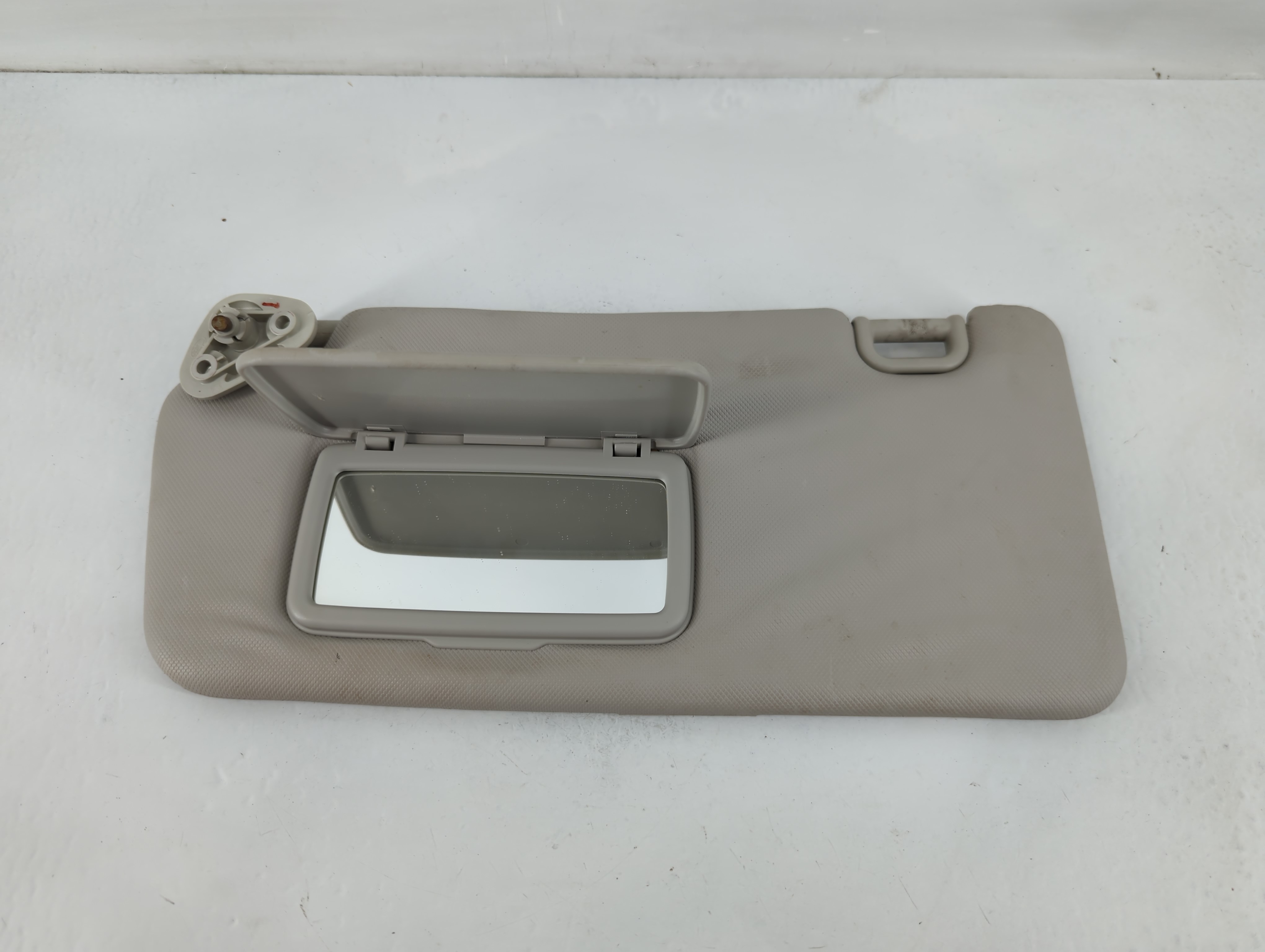 2012-2014 Subaru Impreza Driver Sun Visor Mirror Left Sunvisor Grey 823521 - Oemusedautoparts1.com