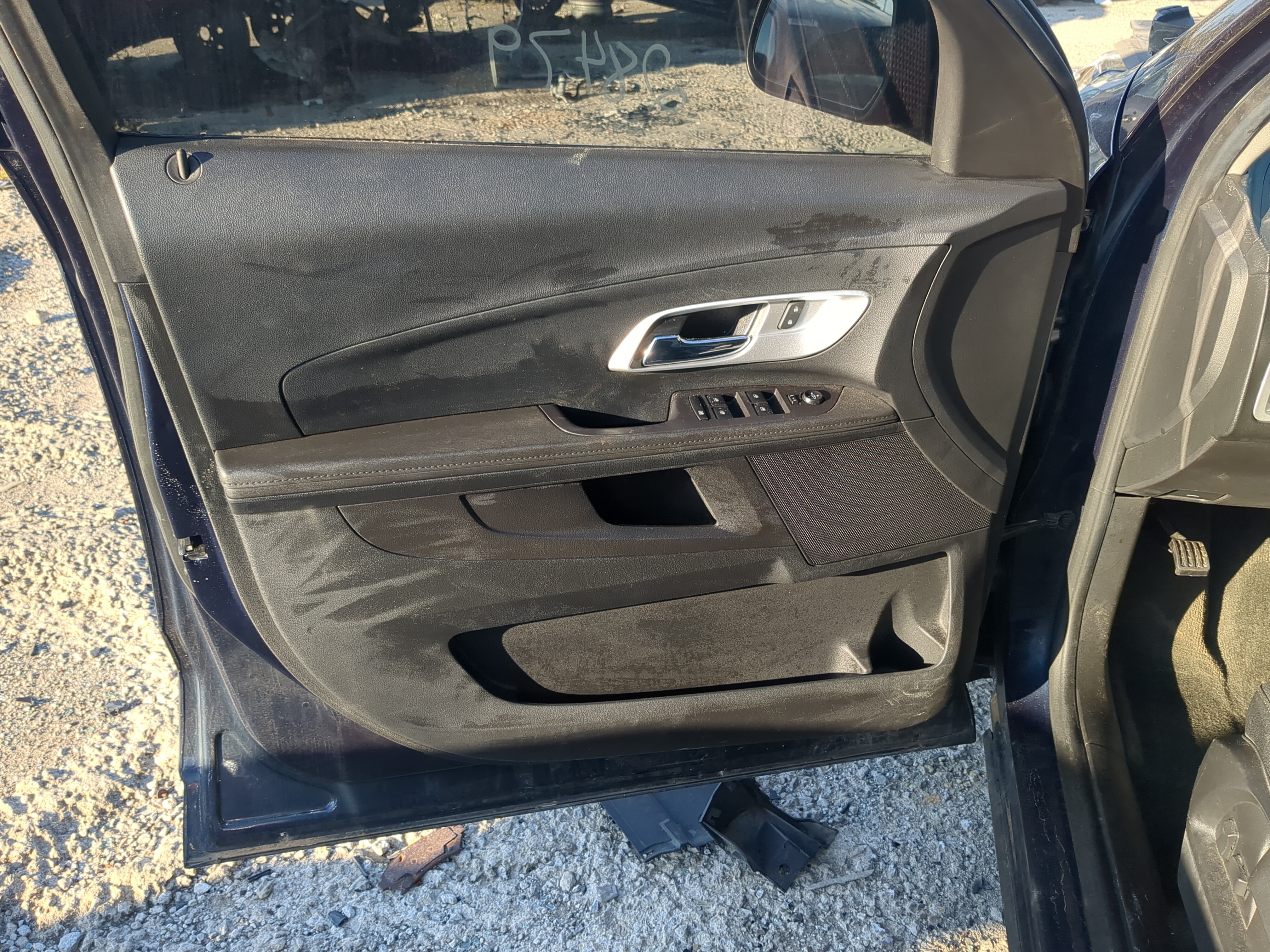 2017 Chevrolet Equinox Front Left Driver Interior Door Panel Trim 823676 - Oemusedautoparts1.com