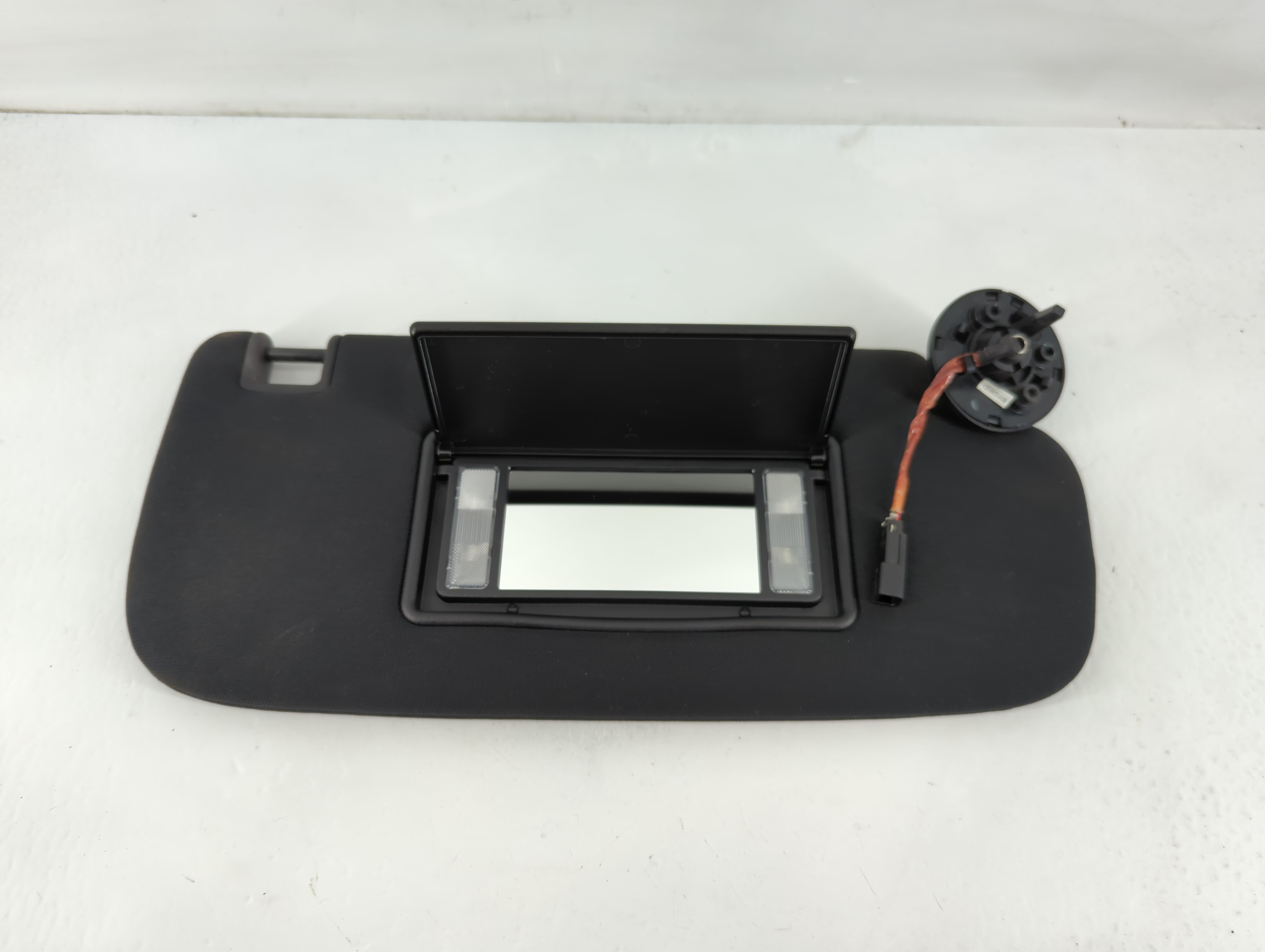 2014-2022 Jeep Grand Cherokee Passenger Sun Visor Mirror Right Sunvisor 823901 - Oemusedautoparts1.com