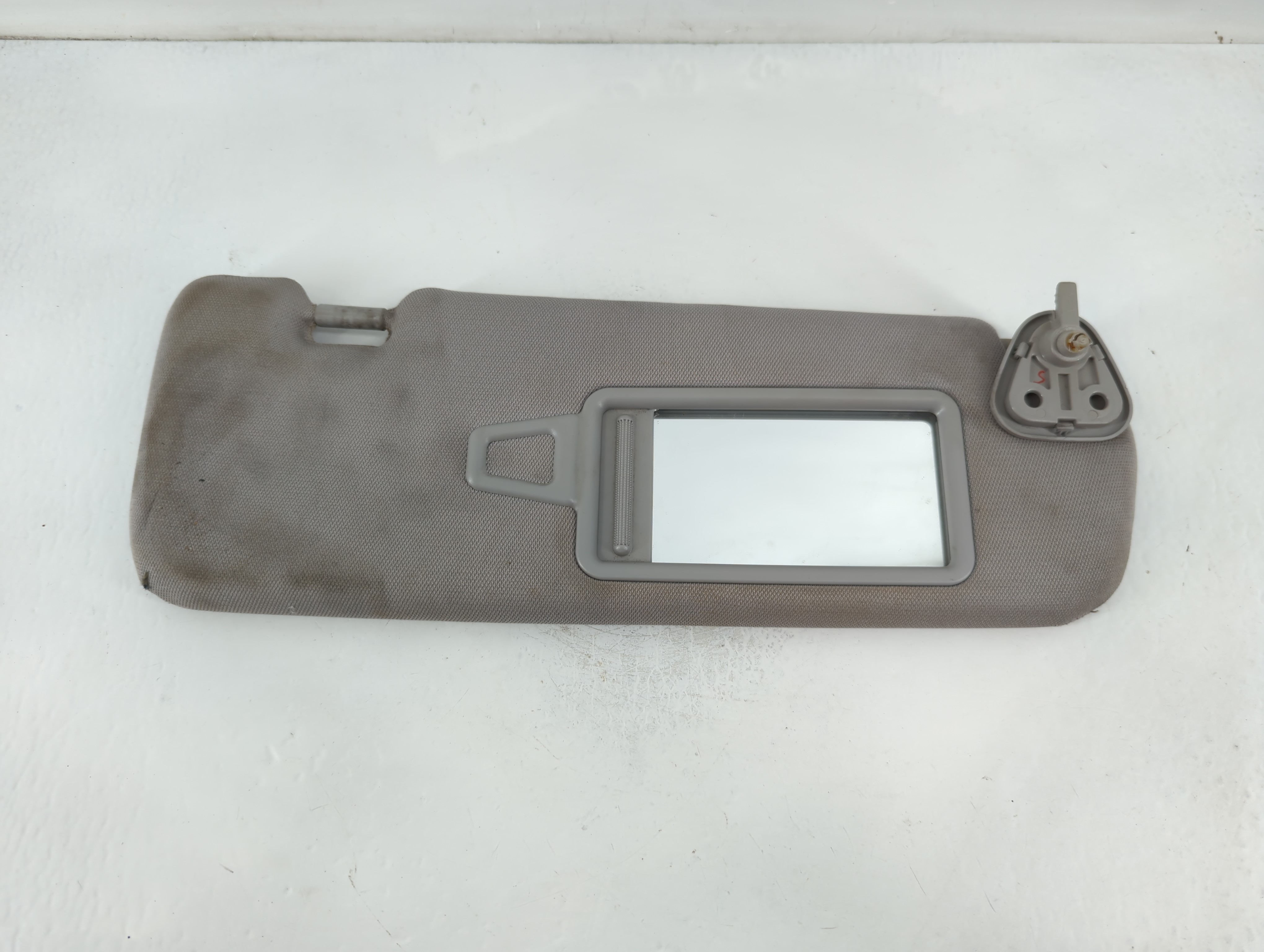 2011-2014 Hyundai Sonata Passenger Sun Visor Mirror Right Sunvisor Grey 823958 - Oemusedautoparts1.com