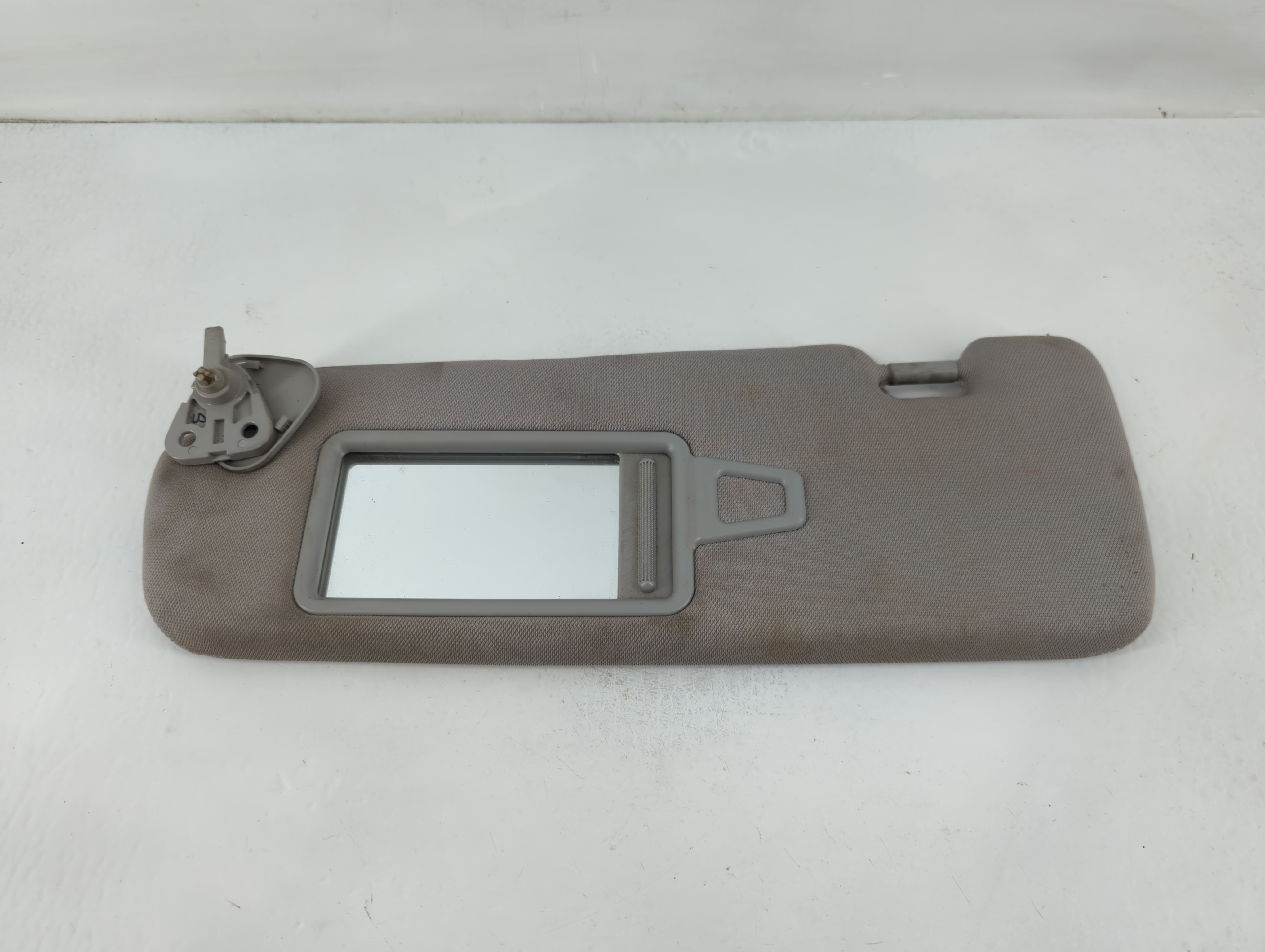 2011-2014 Hyundai Sonata Driver Sun Visor Mirror Left Sunvisor Grey 823959 - Oemusedautoparts1.com