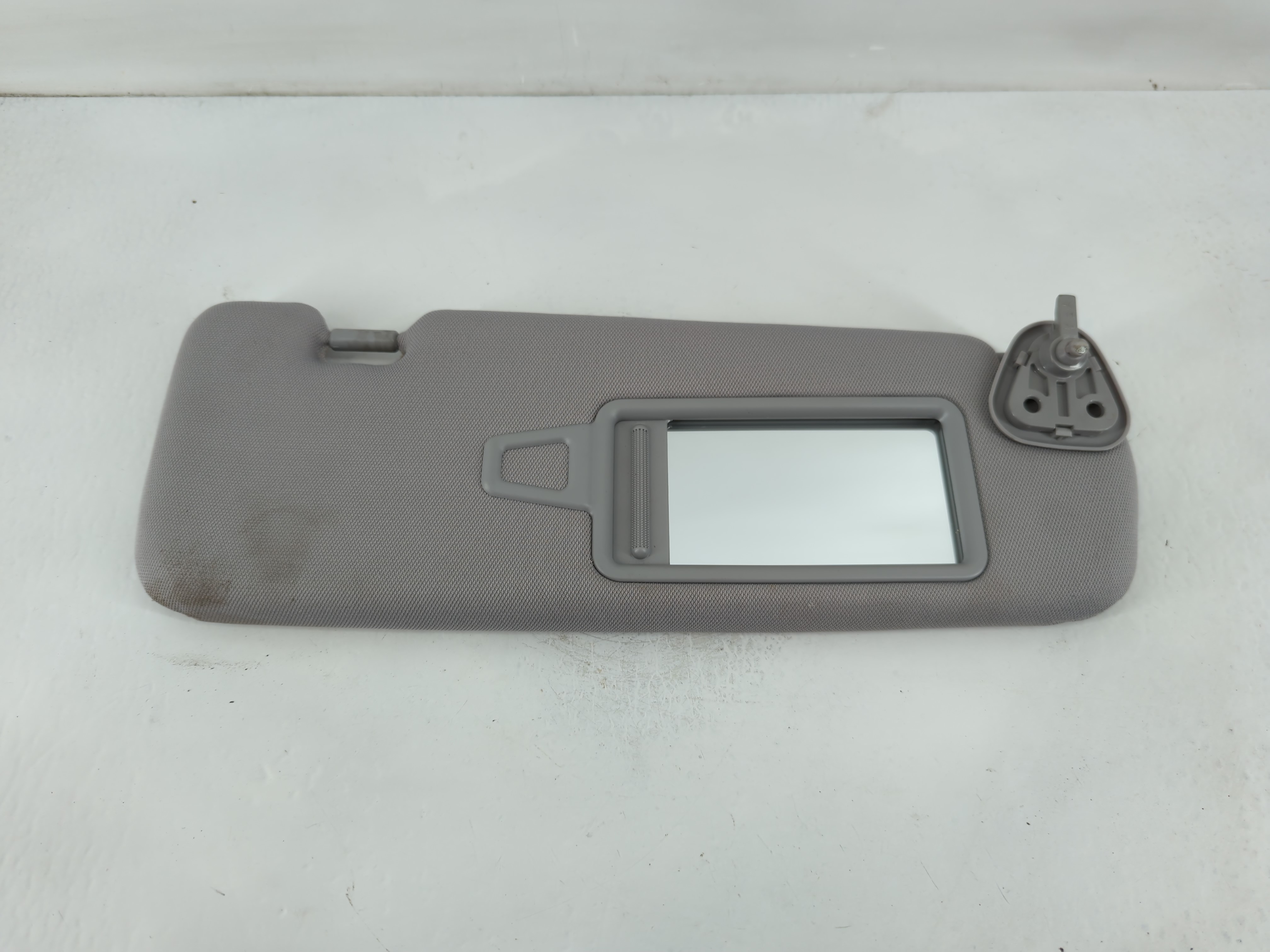 2011-2015 Hyundai Sonata Passenger Sun Visor Mirror Right Sunvisor 824139 - Oemusedautoparts1.com