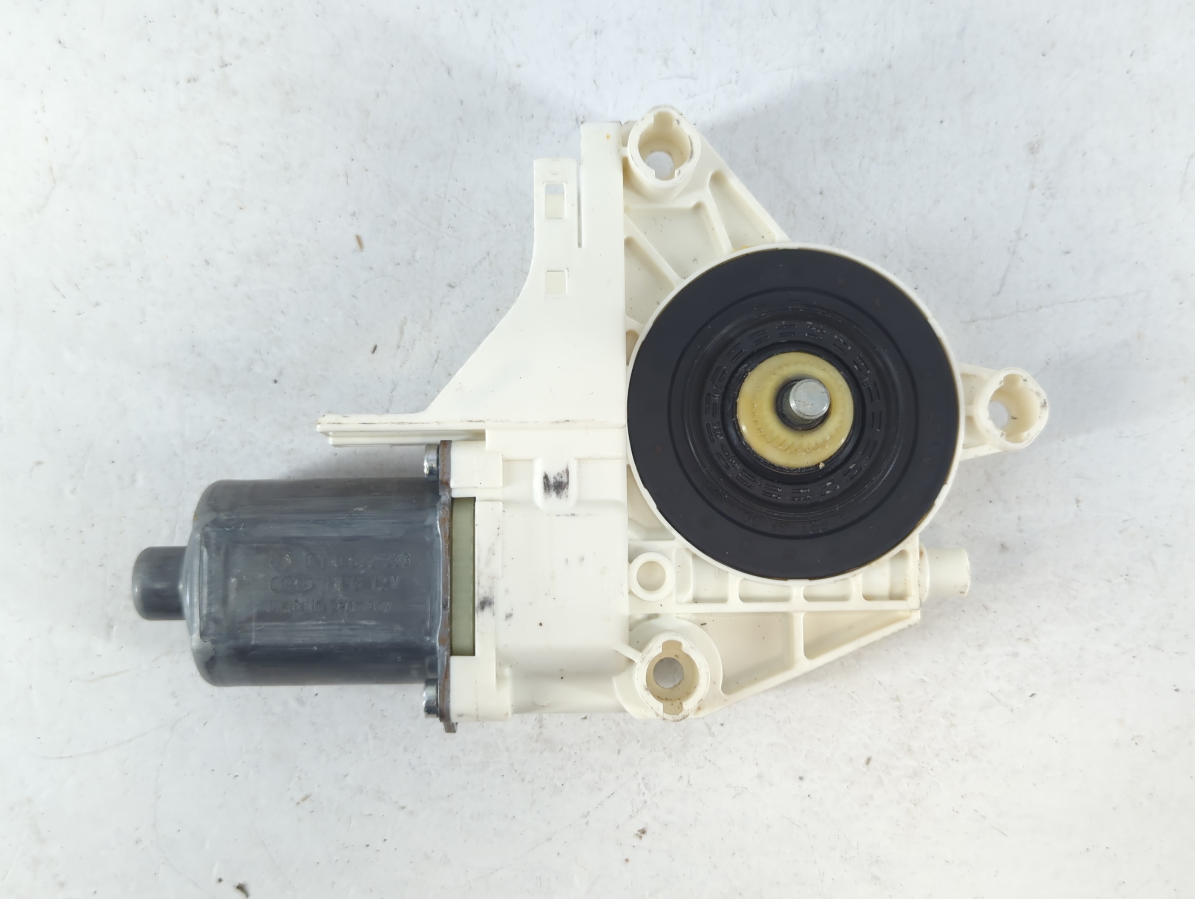 2005 Ford Freestyle Driver Front Door Window Oem 824157 - Oemusedautoparts1.com