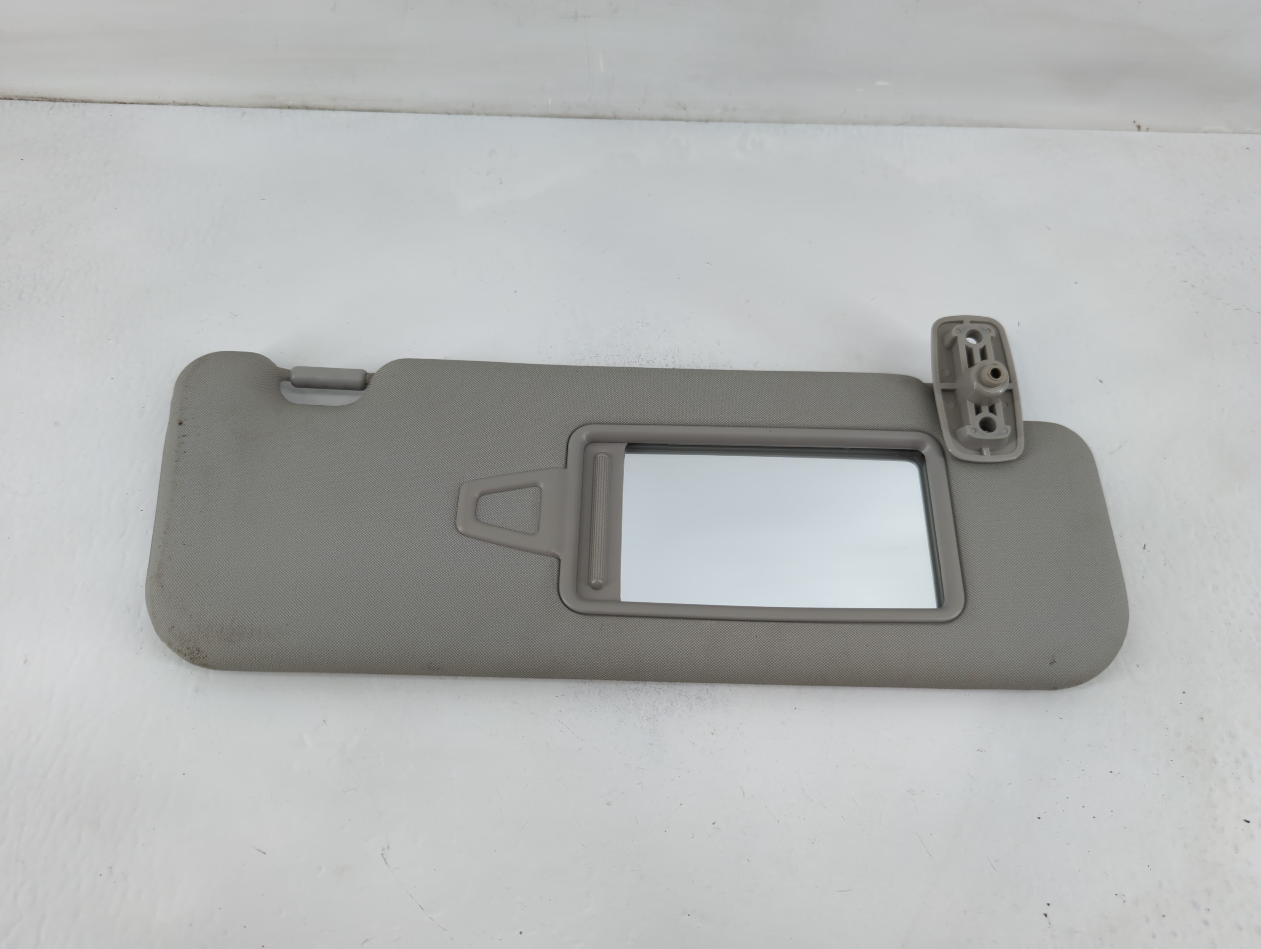 Picture of 2011-2016 Kia Sportage Passenger Sun Visor Mirror Right Sunvisor Grey 824545