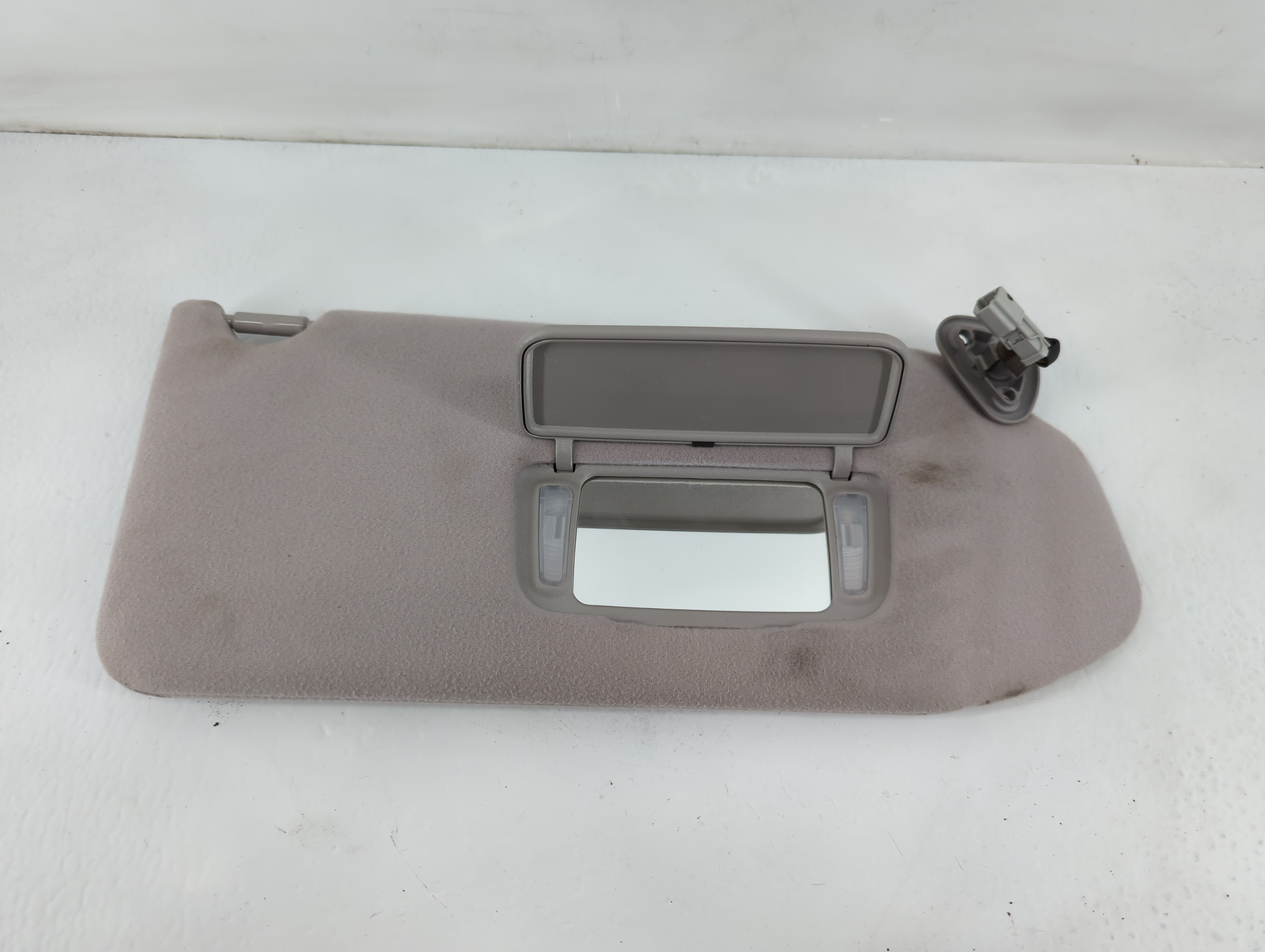 1999-2004 Honda Odyssey Passenger Sun Visor Mirror Right Sunvisor Grey 824547 - Oemusedautoparts1.com