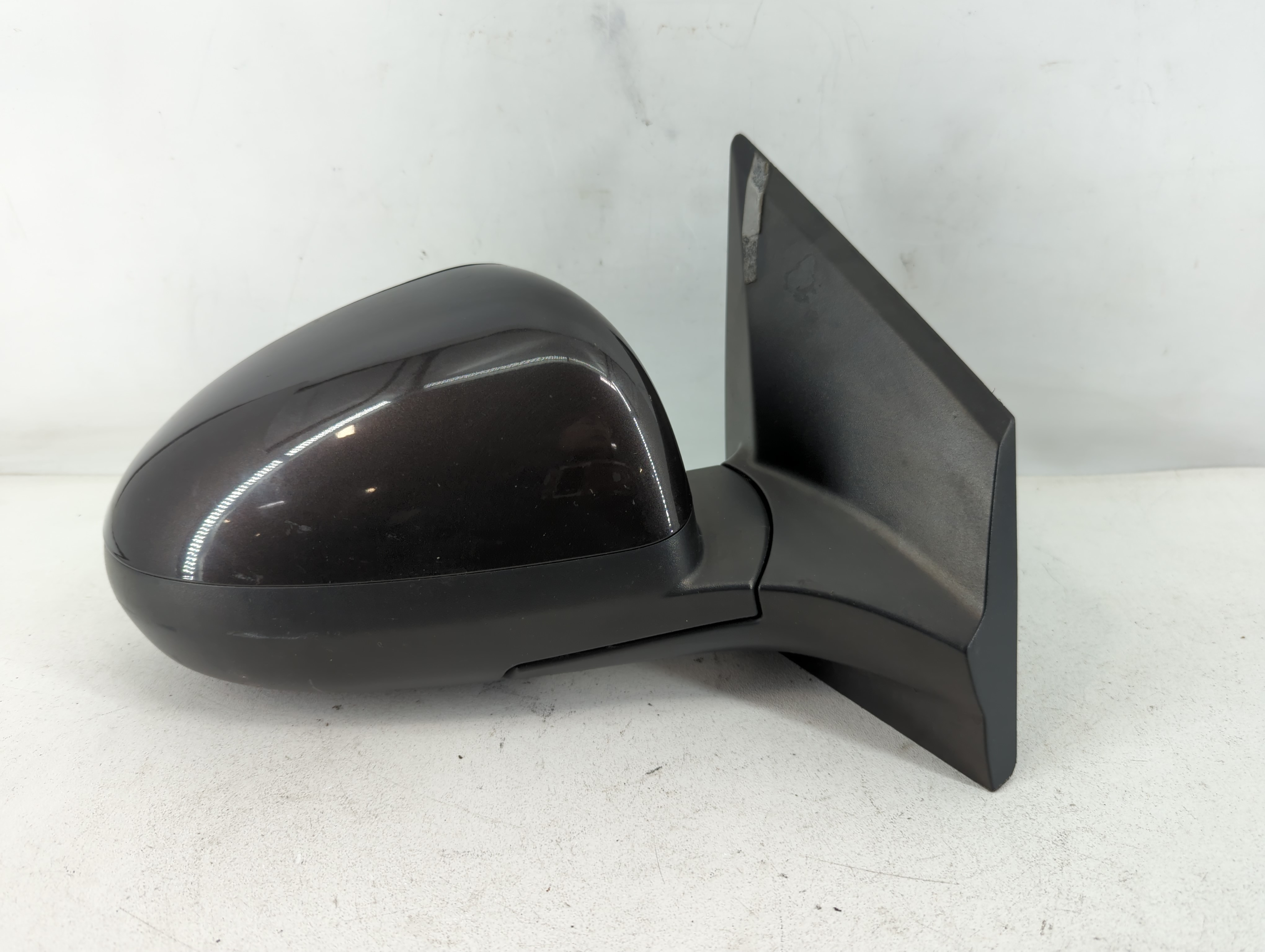 2013-2014 Chevrolet Sonic Passenger Right Side View Power Door Mirror 824609 - Oemusedautoparts1.com
