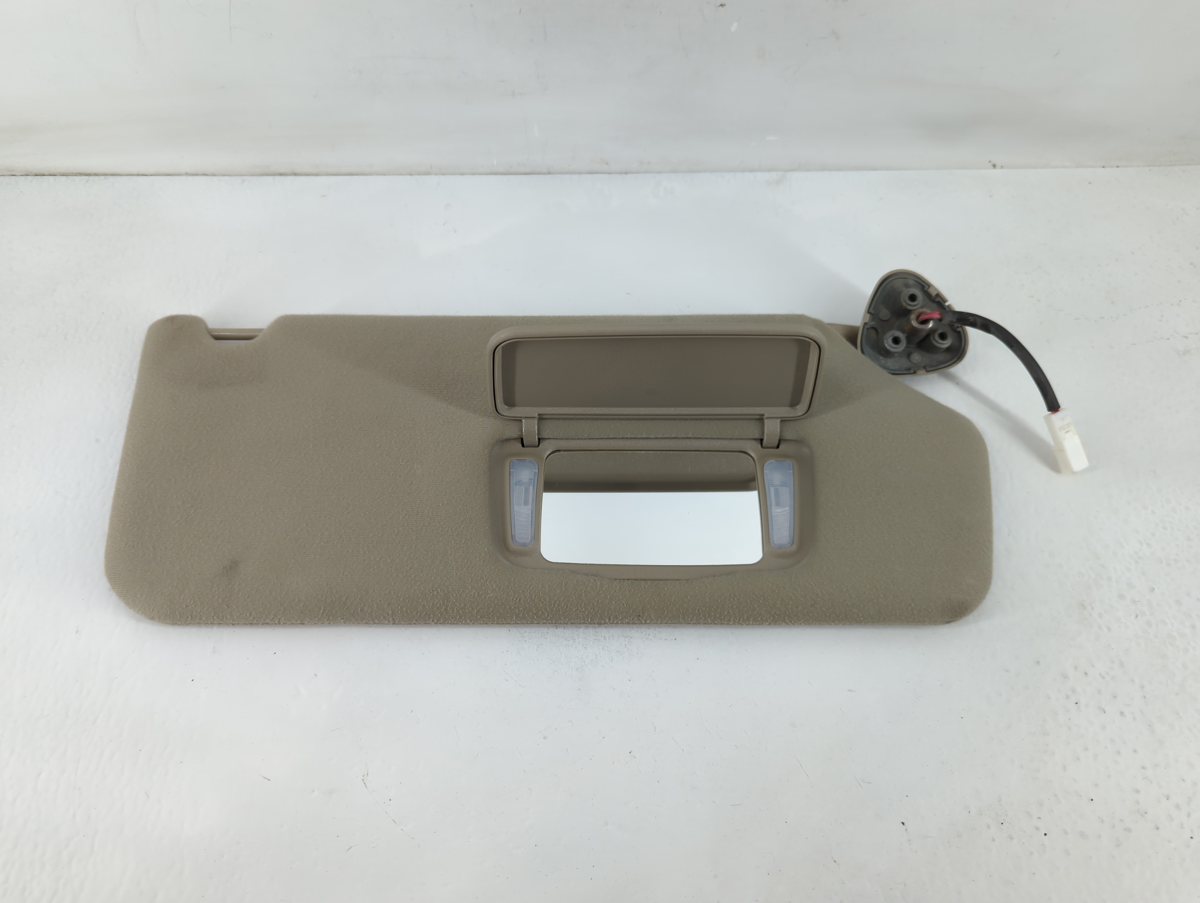 2011-2014 Toyota Sienna Passenger Sun Visor Mirror Right Sunvisor Tan 824640 - Oemusedautoparts1.com
