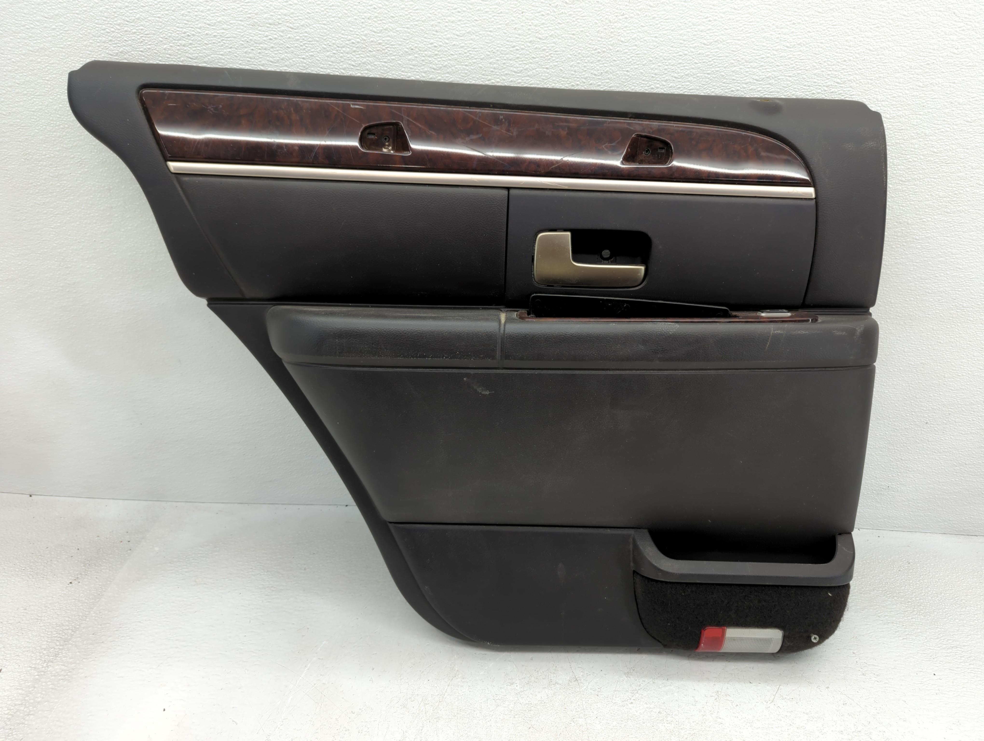 Picture of 2010 Lincoln Town Car Rear Left Driver Interior Door Panel Trim Black 824681