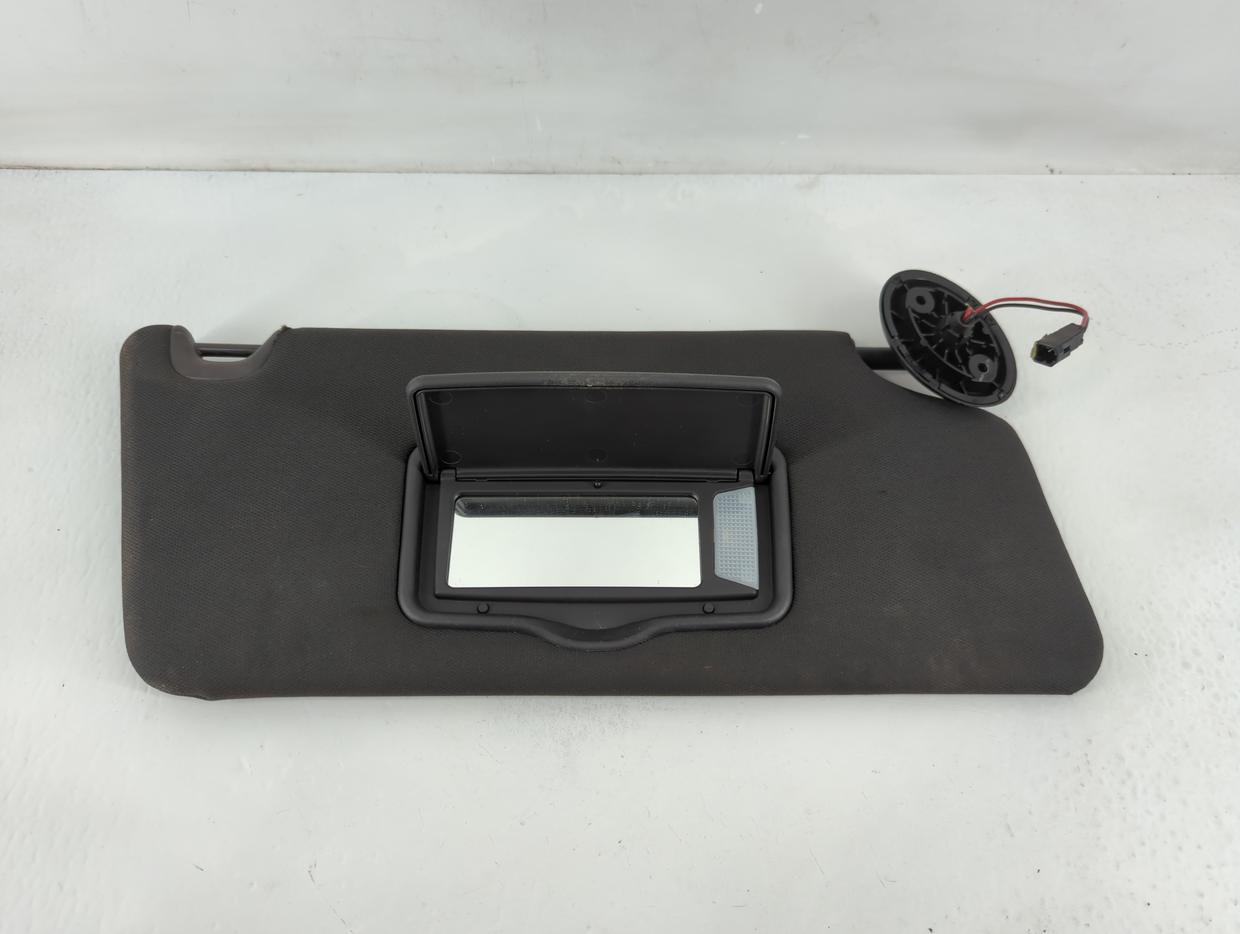 2011-2015 Ford Explorer Passenger Sun Visor Mirror Right Sunvisor Black 824687 - Oemusedautoparts1.com