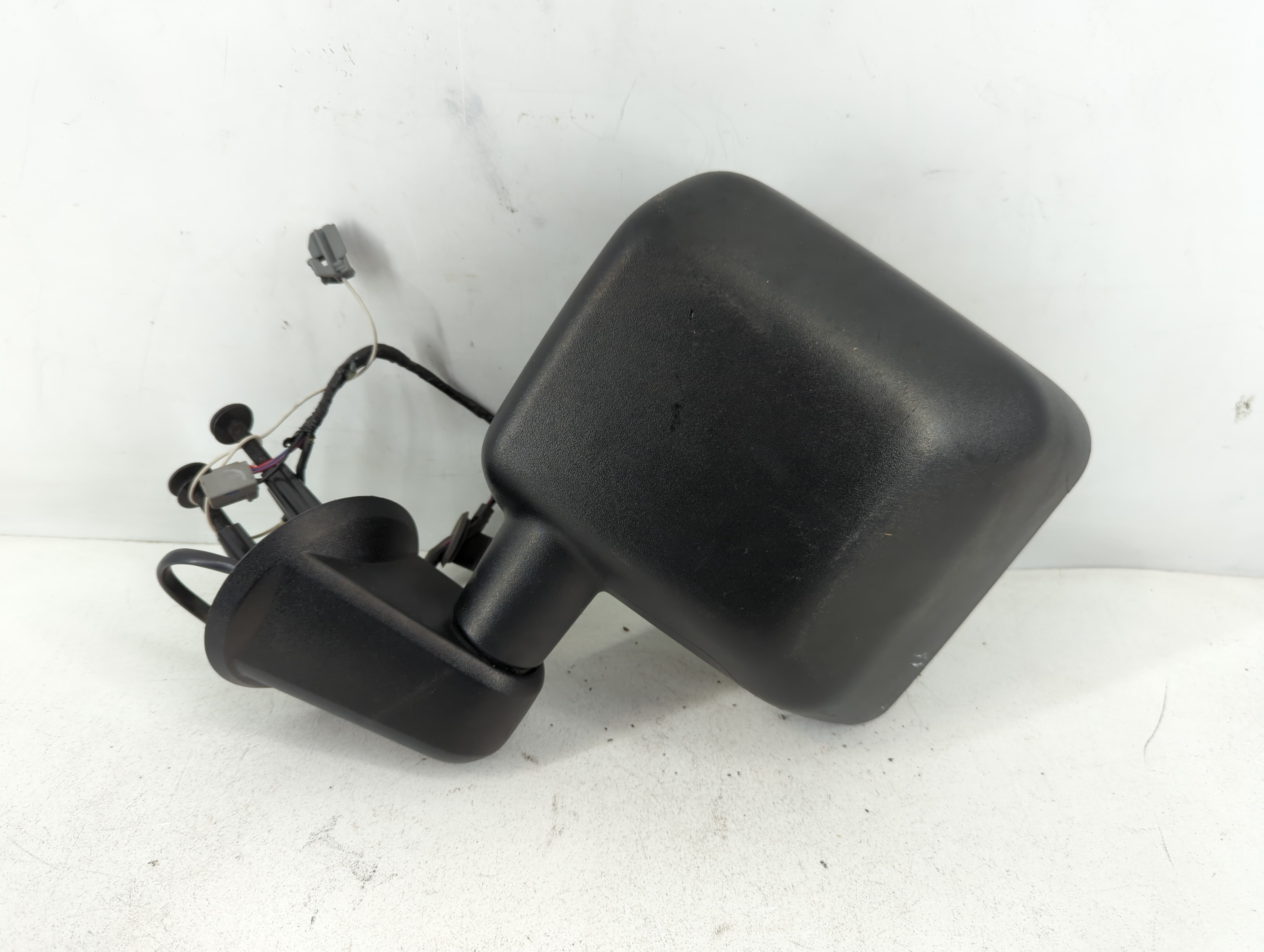 2011-2013 Jeep Wrangler Driver Left Side View Power Door Mirror Black 824768 - Oemusedautoparts1.com