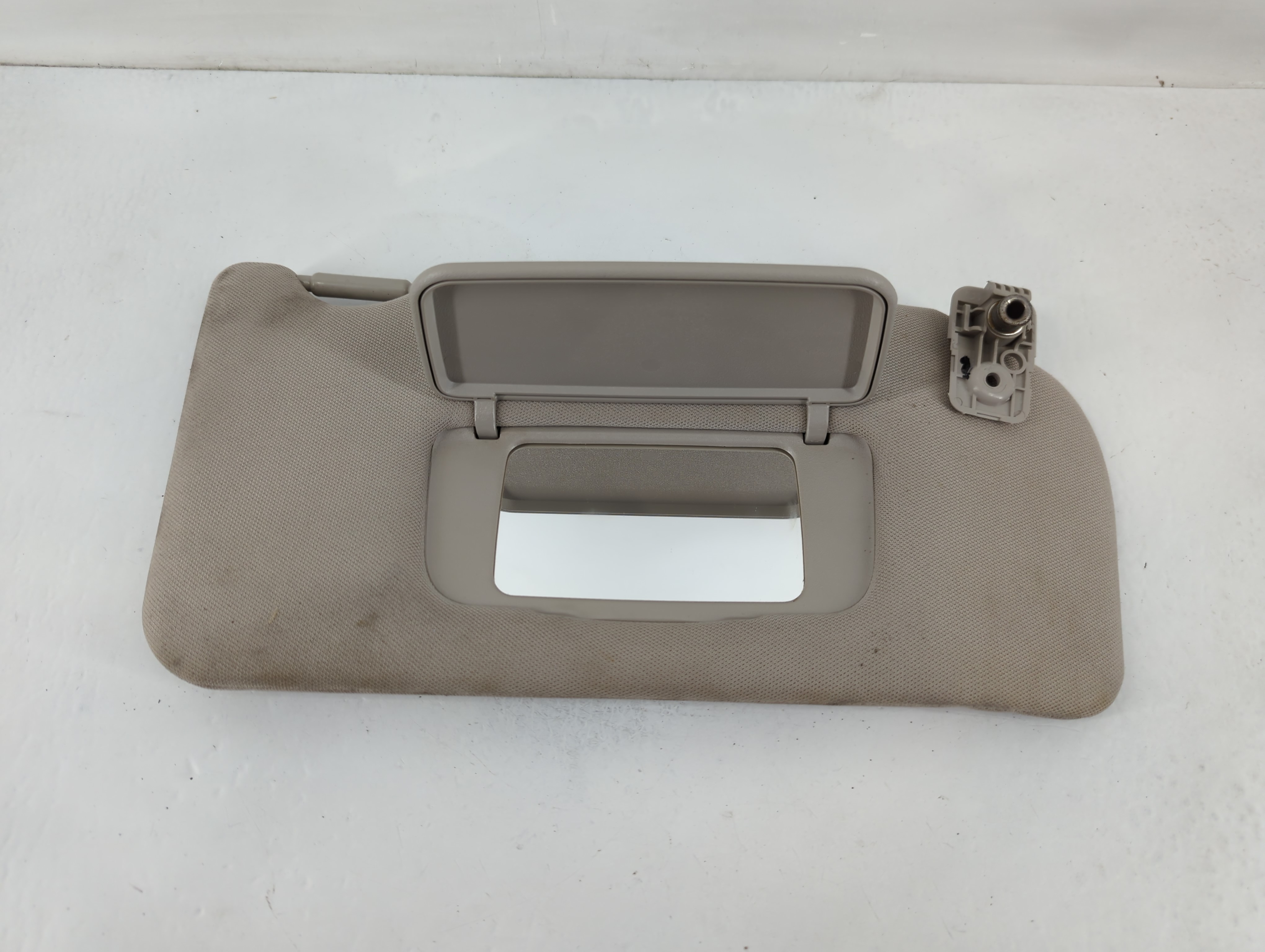 2010-2012 Nissan Altima Passenger Sun Visor Mirror Right Sunvisor Tan 824777 - Oemusedautoparts1.com