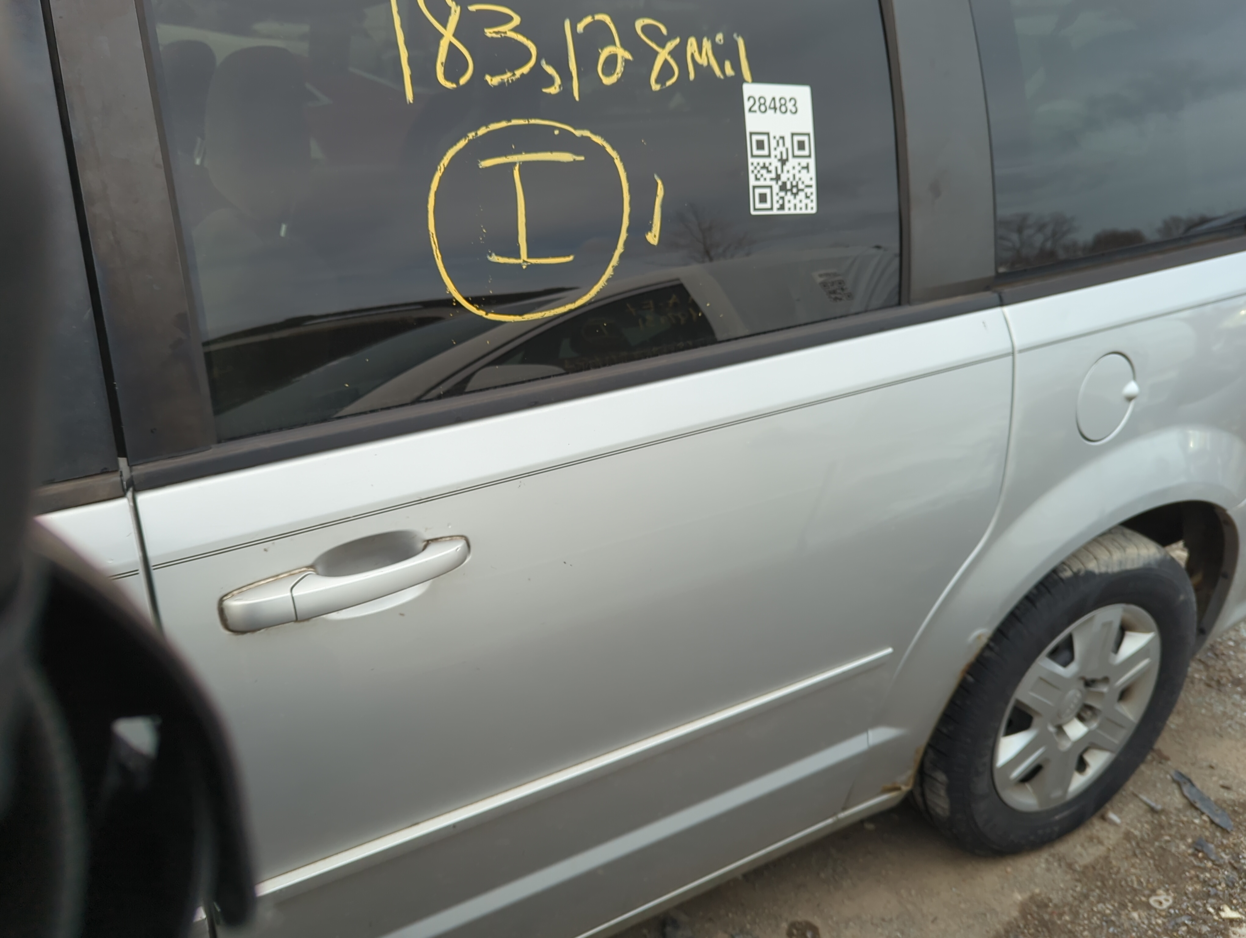 Dodge Caravan Driver Rear Door Window Oem 824919 - Oemusedautoparts1.com