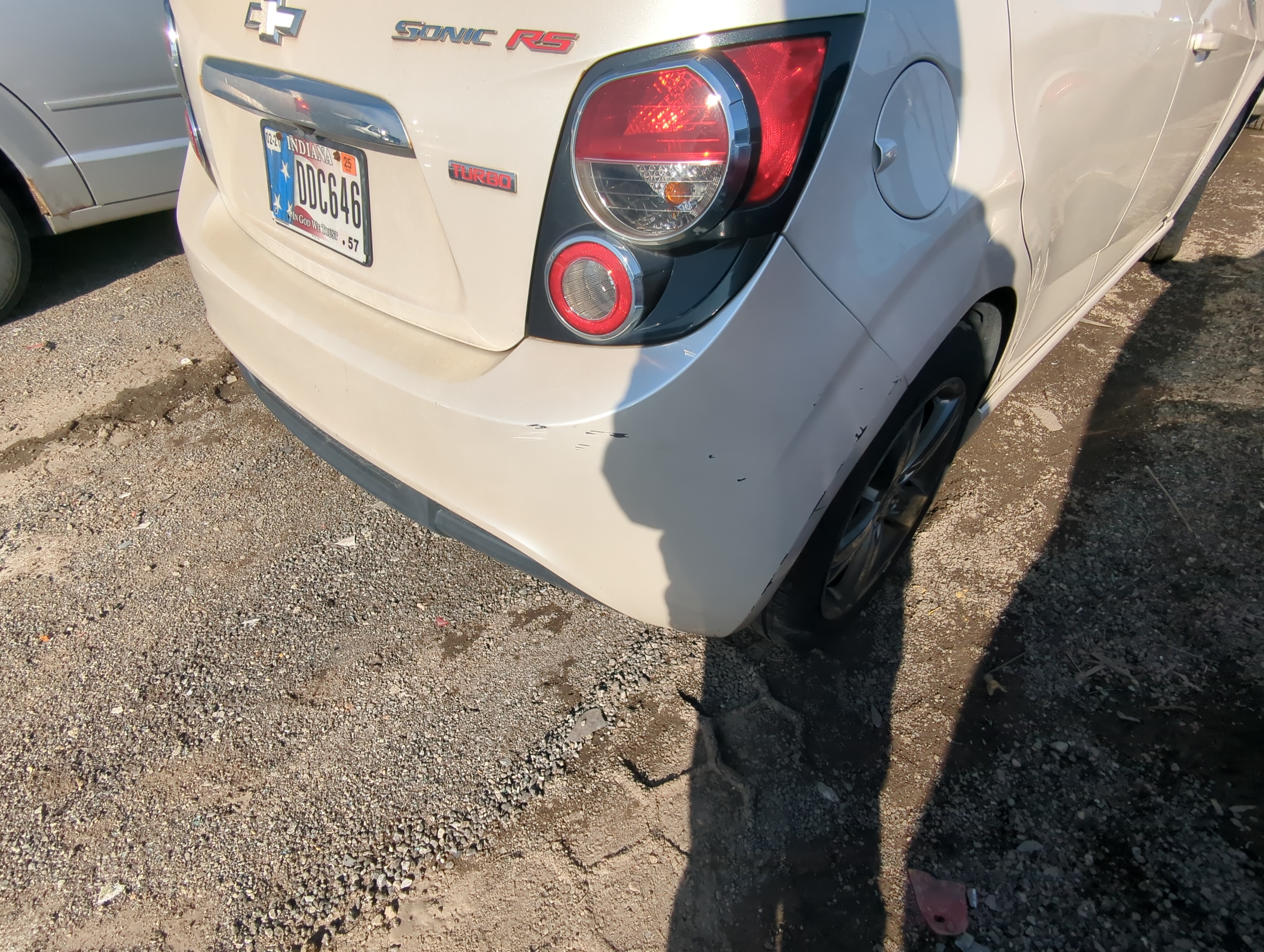2013-2016 Chevrolet Sonic Rear Bumper Assembly Oem 825013 - Oemusedautoparts1.com