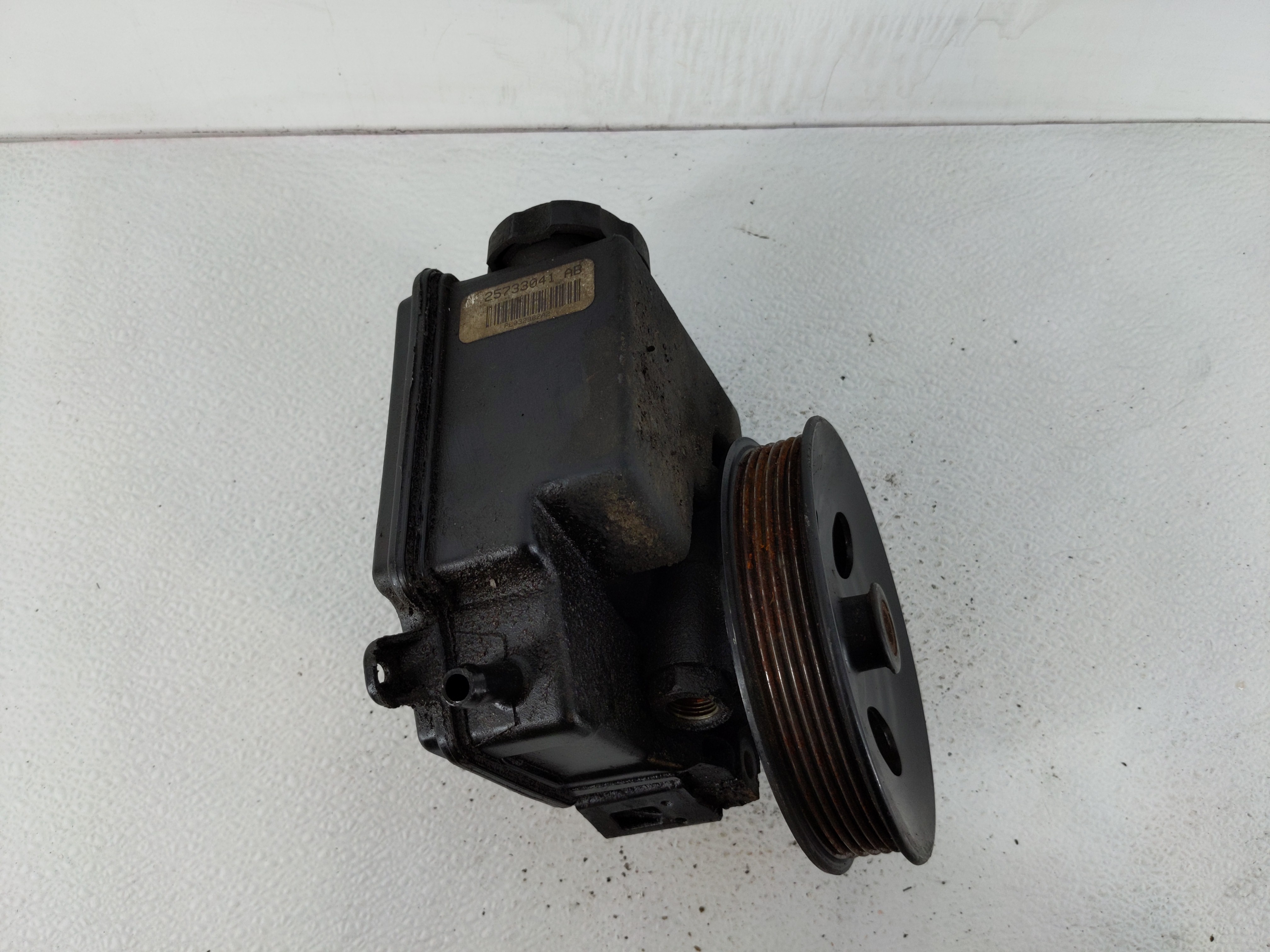 Picture of 1996-2005 Buick Lesabre Power Steering Column Pump Oem 825357