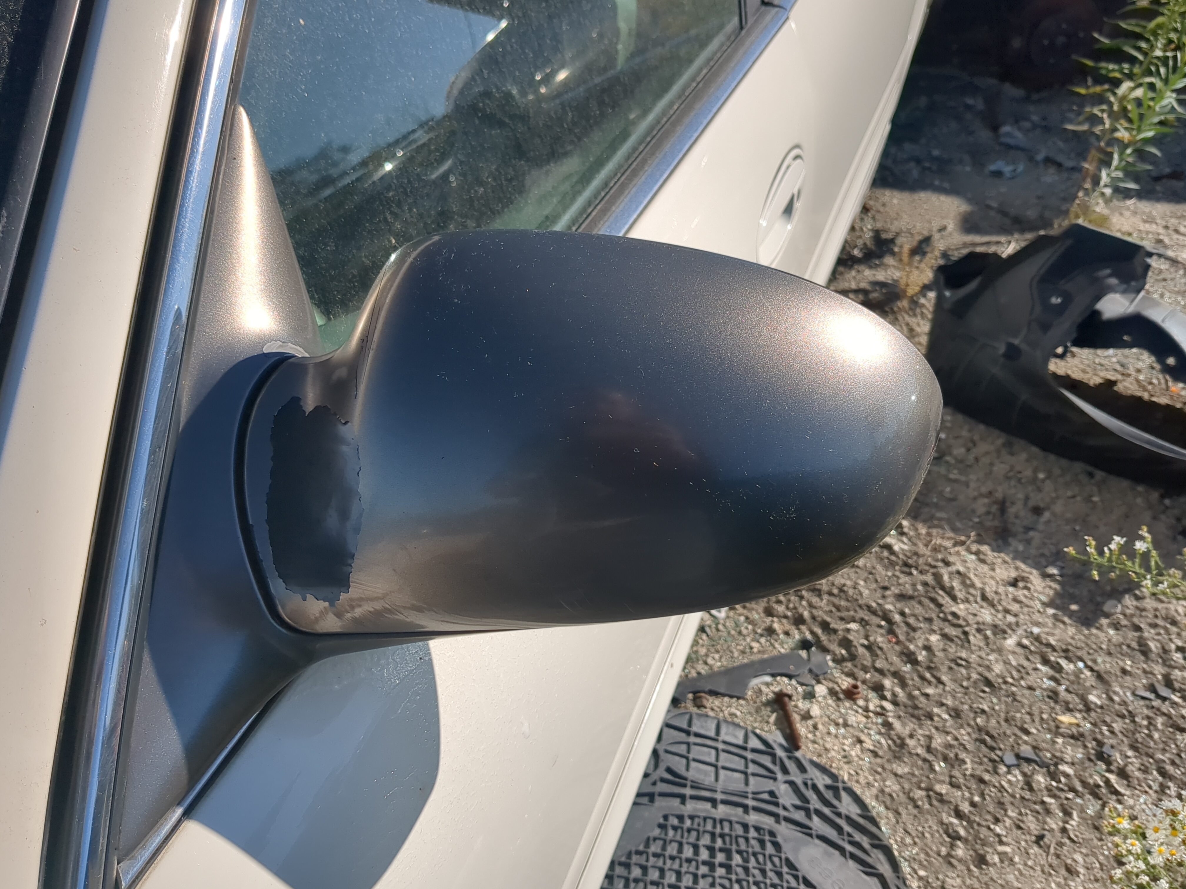 2000-2004 Buick Lesabre Driver Left Side View Power Door Mirror 825450 - Oemusedautoparts1.com