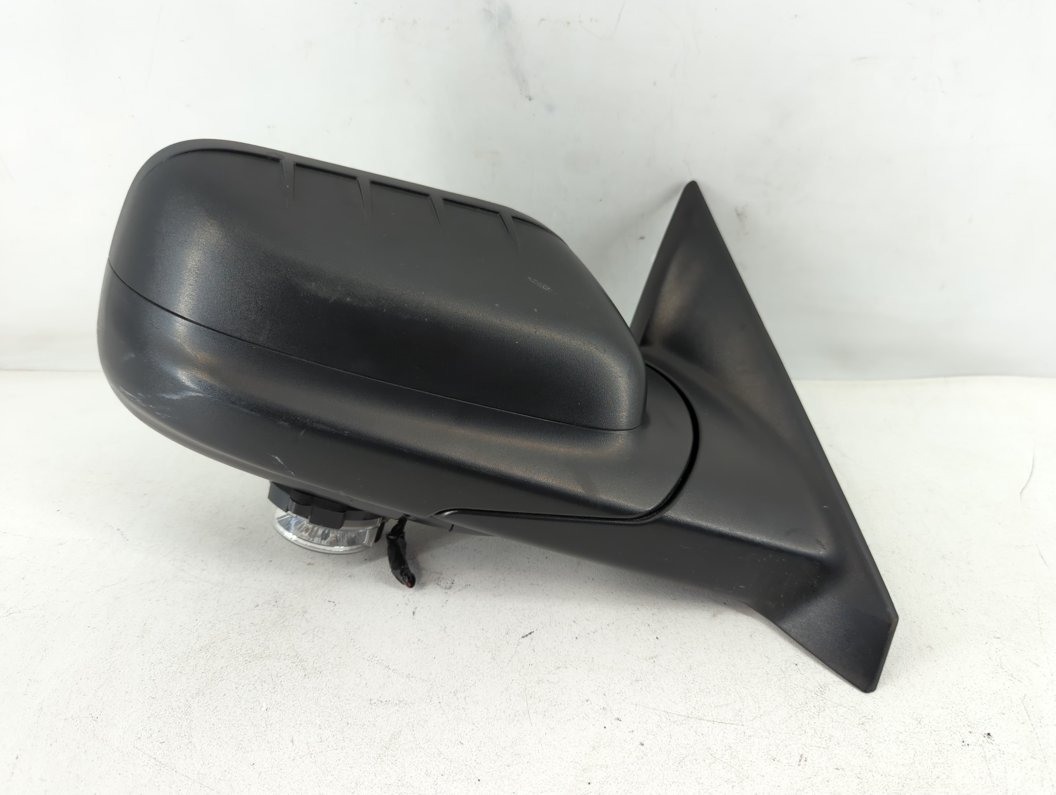 Picture of Passenger Right Side View Power Door Mirror 825458