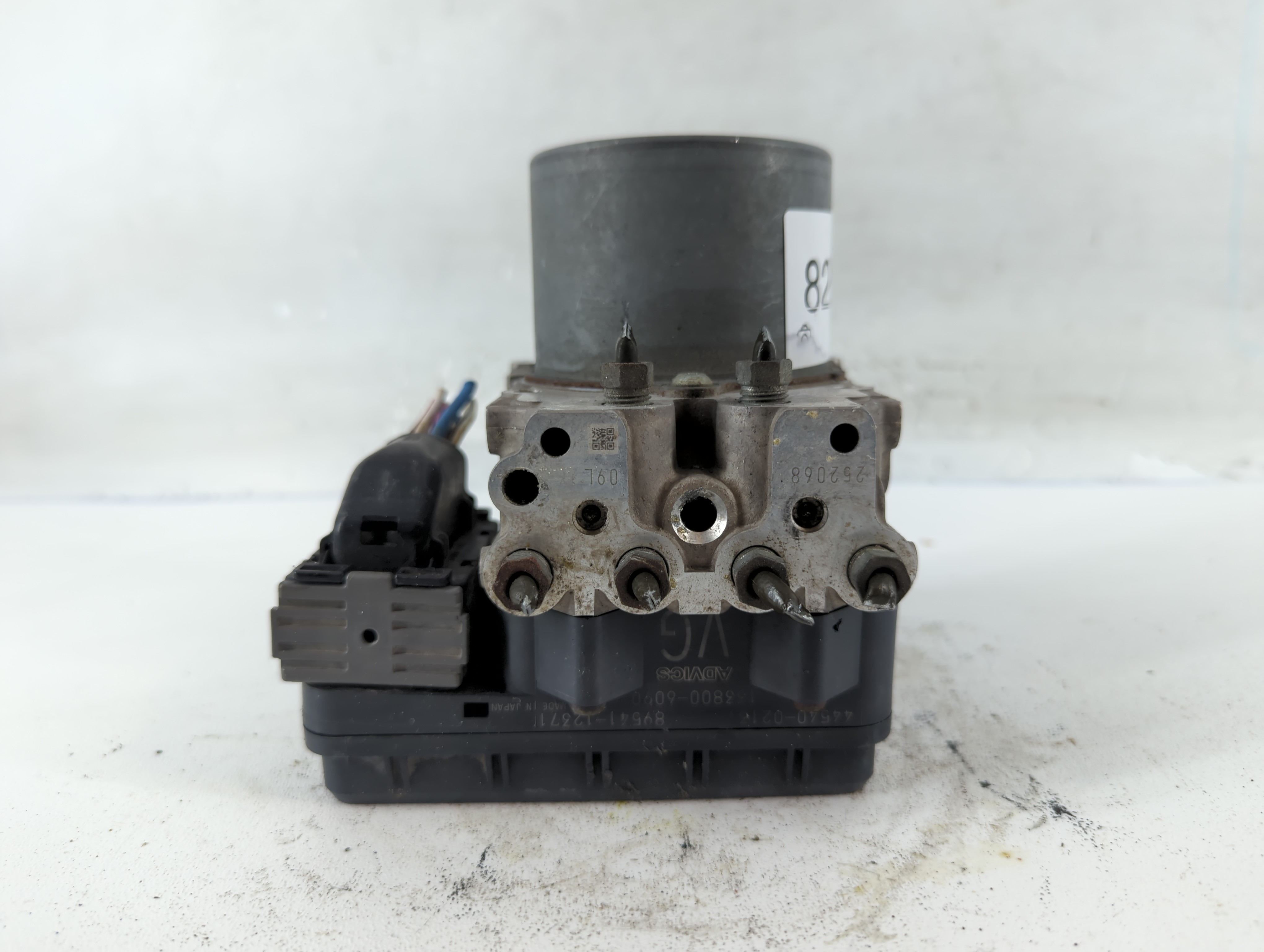 2010-2010 Toyota Matrix Abs Pump Control Module 825574 - Oemusedautoparts1.com