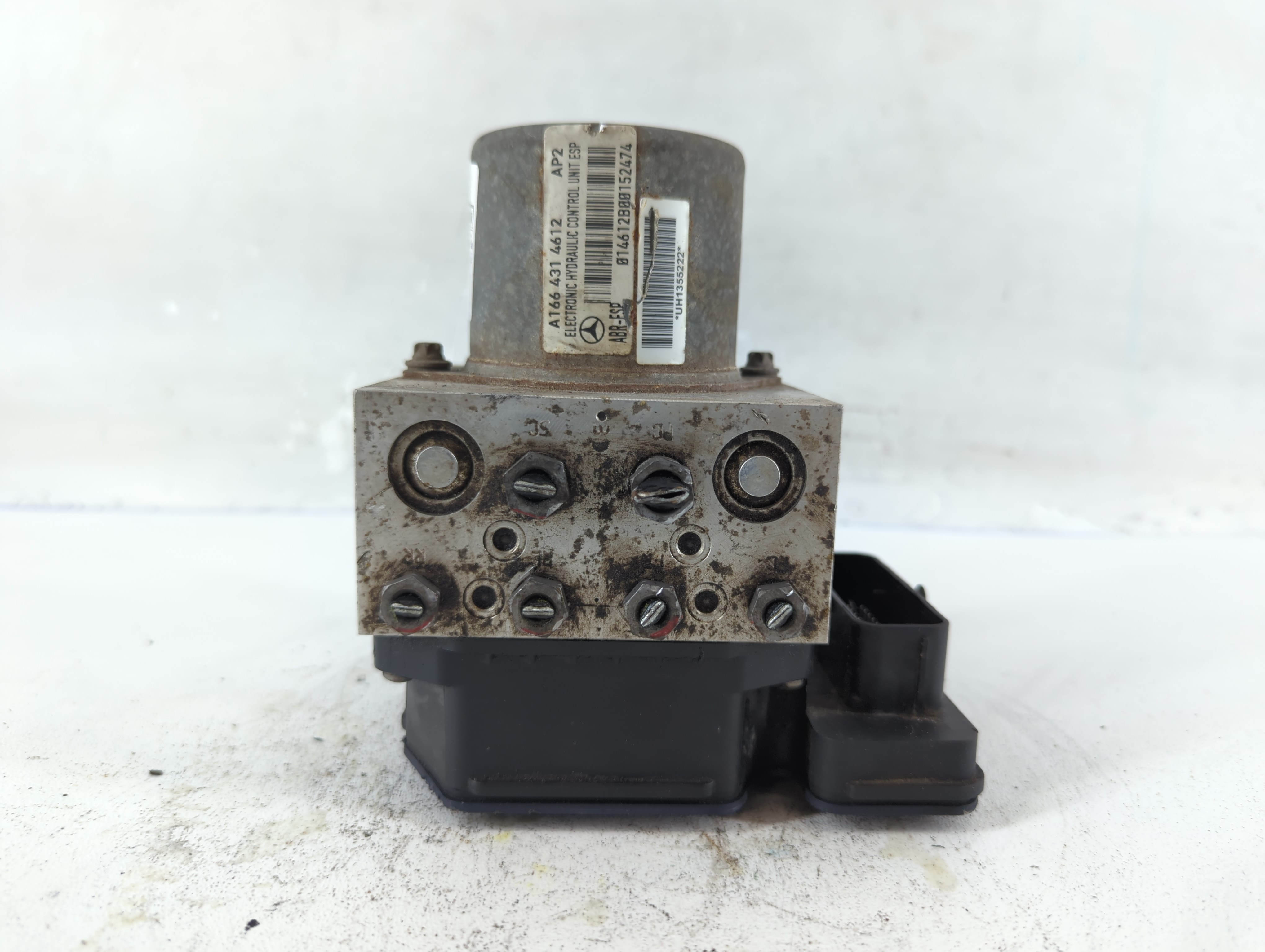 2013-2013 Mercedes-benz Gl350 Abs Pump Control Module 825585 - Oemusedautoparts1.com
