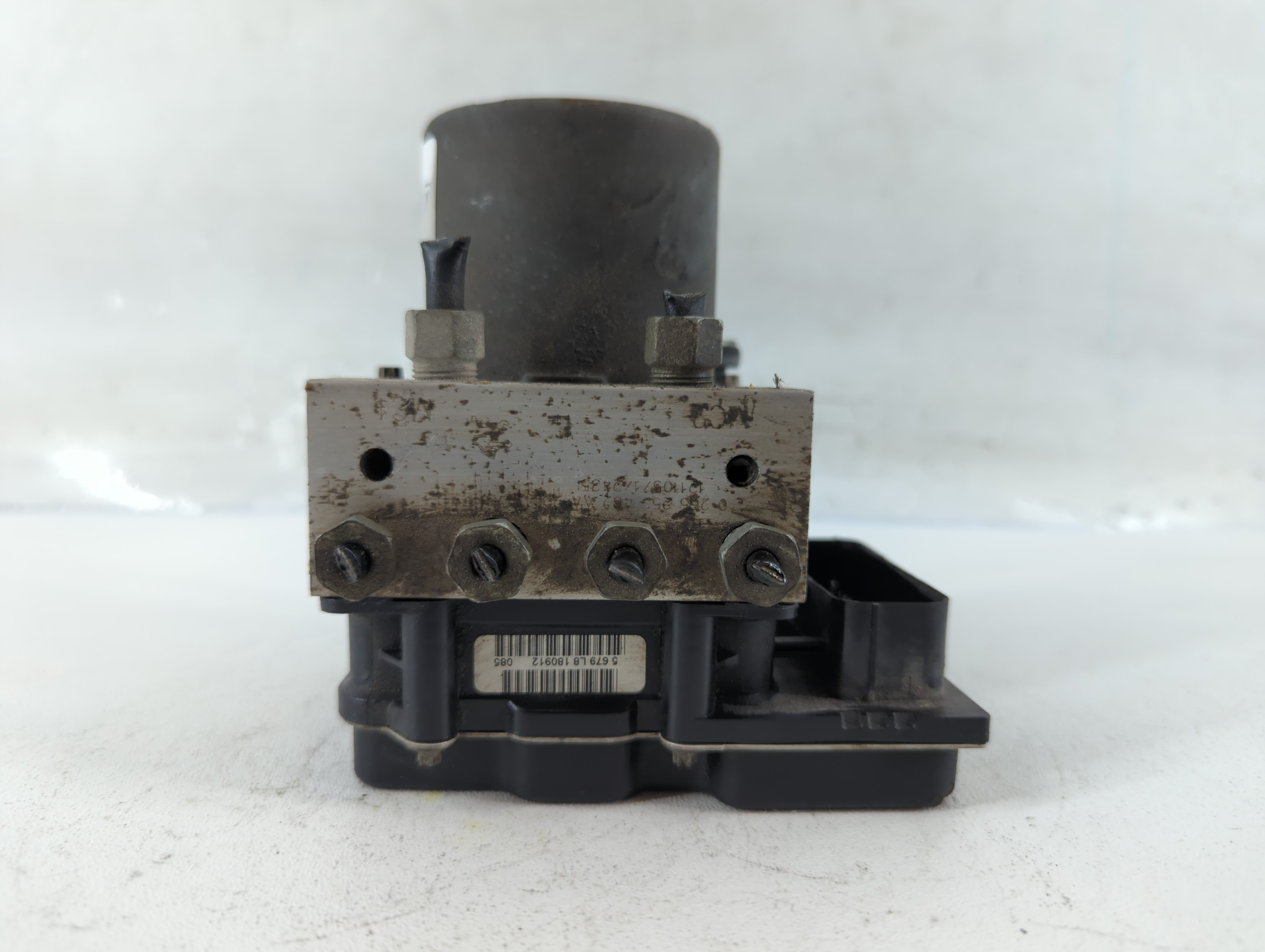 2012-2017 Buick Enclave Abs Pump Control Module 825588 - Oemusedautoparts1.com