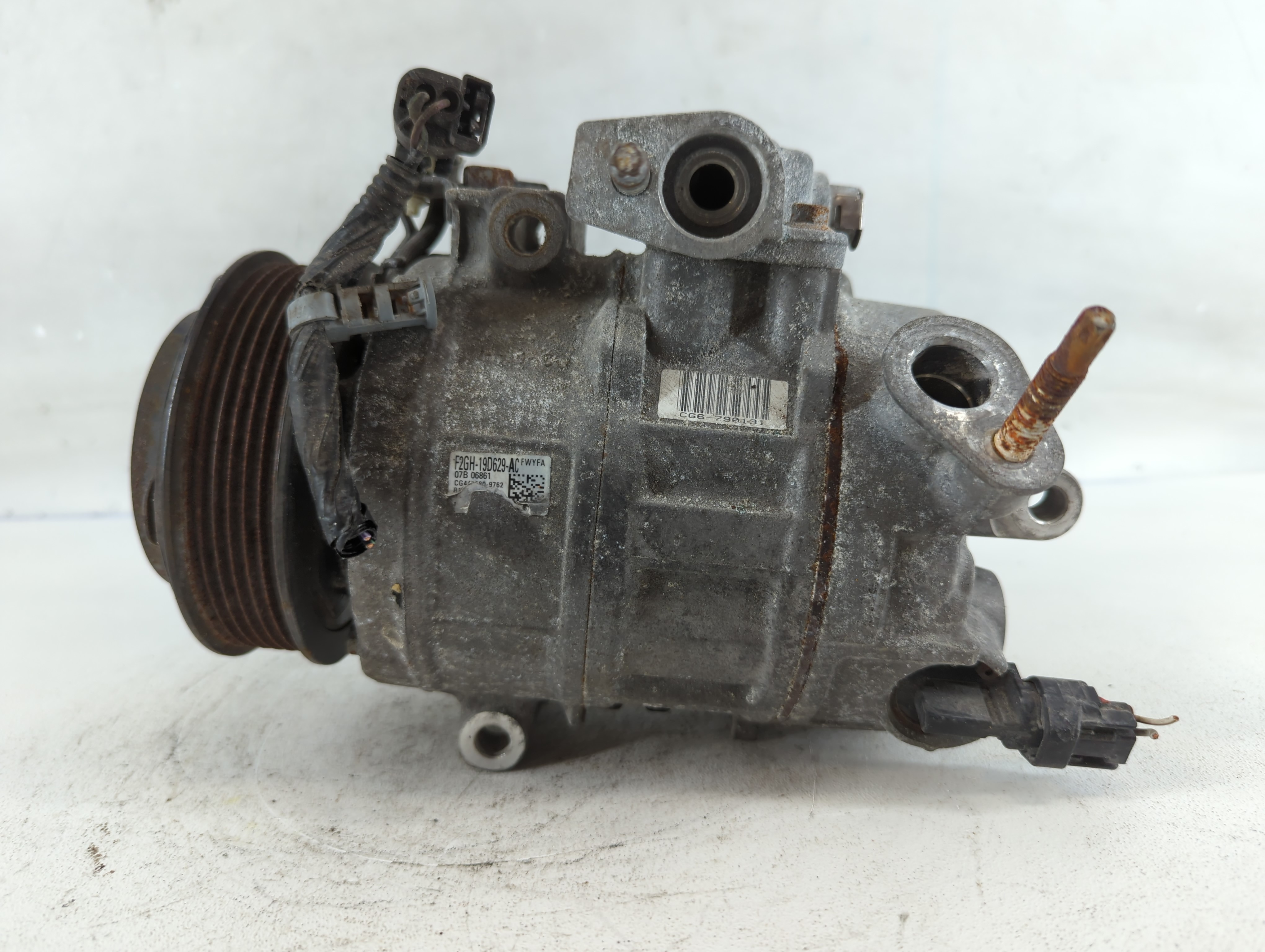 2015-2018 Ford Edge Air Conditioning A/c Ac Compressor Oem 826040 - Oemusedautoparts1.com
