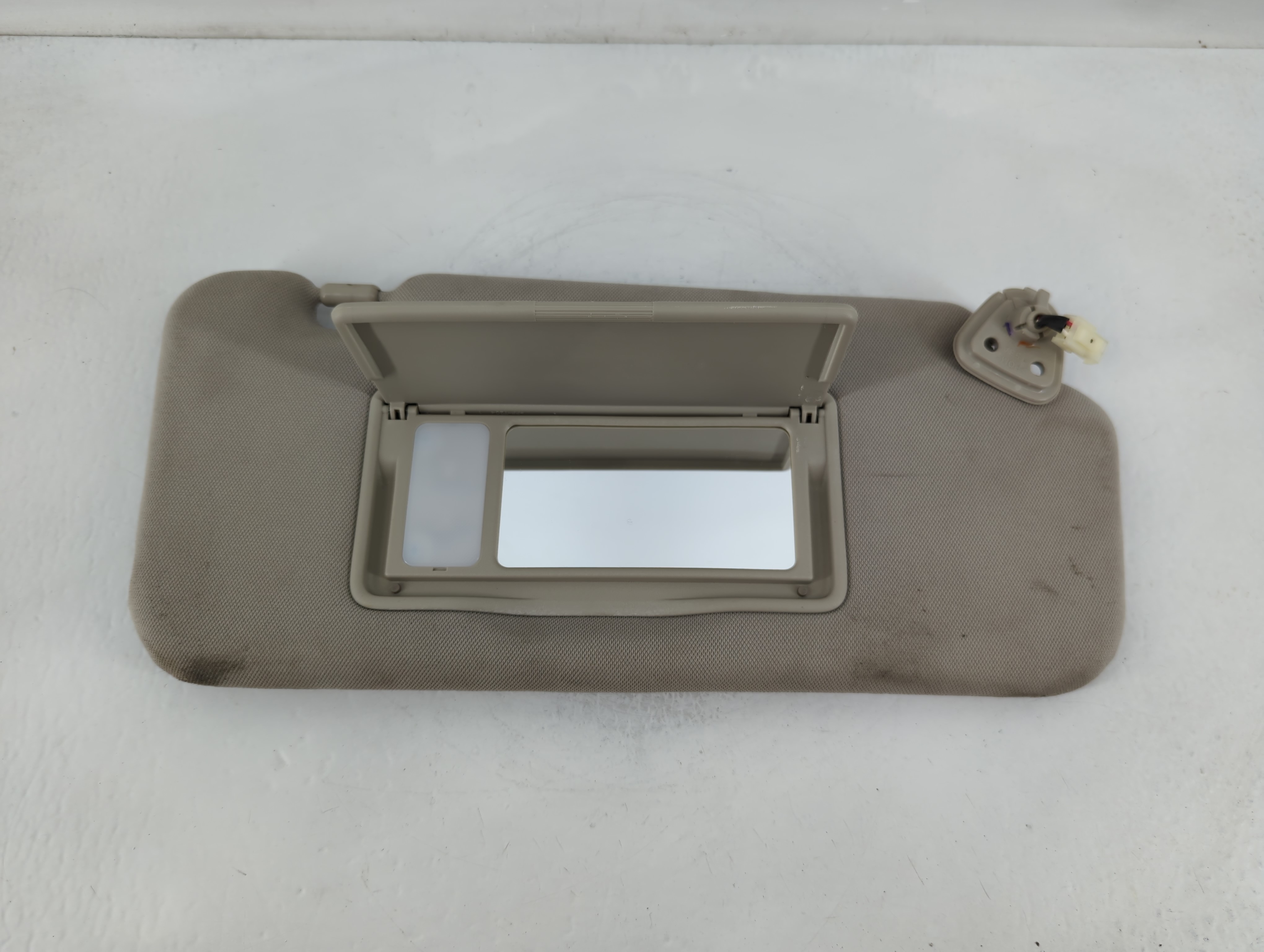 2009-2014 Nissan Murano Passenger Sun Visor Mirror Right Sunvisor Grey 826345 - Oemusedautoparts1.com