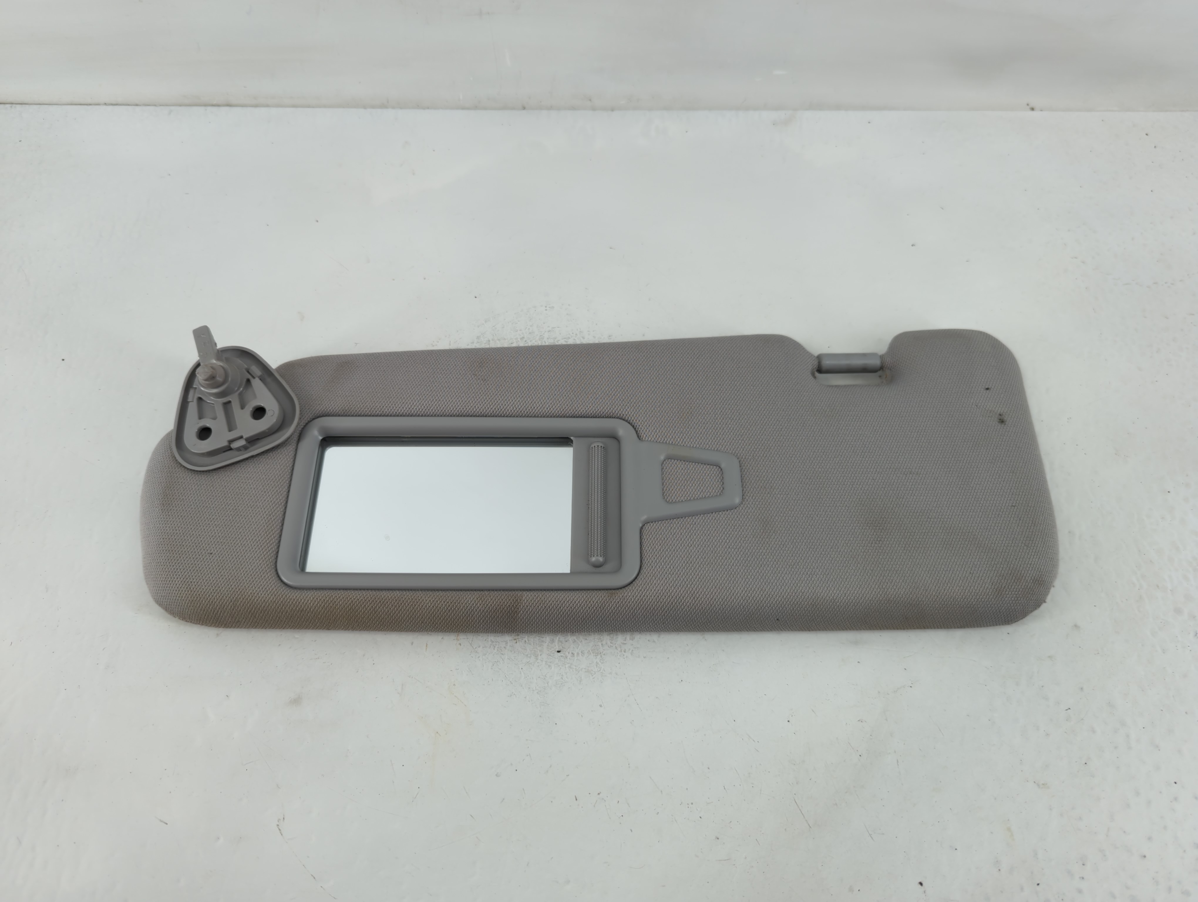 2011-2015 Hyundai Sonata Driver Sun Visor Mirror Left Sunvisor Grey 826358 - Oemusedautoparts1.com
