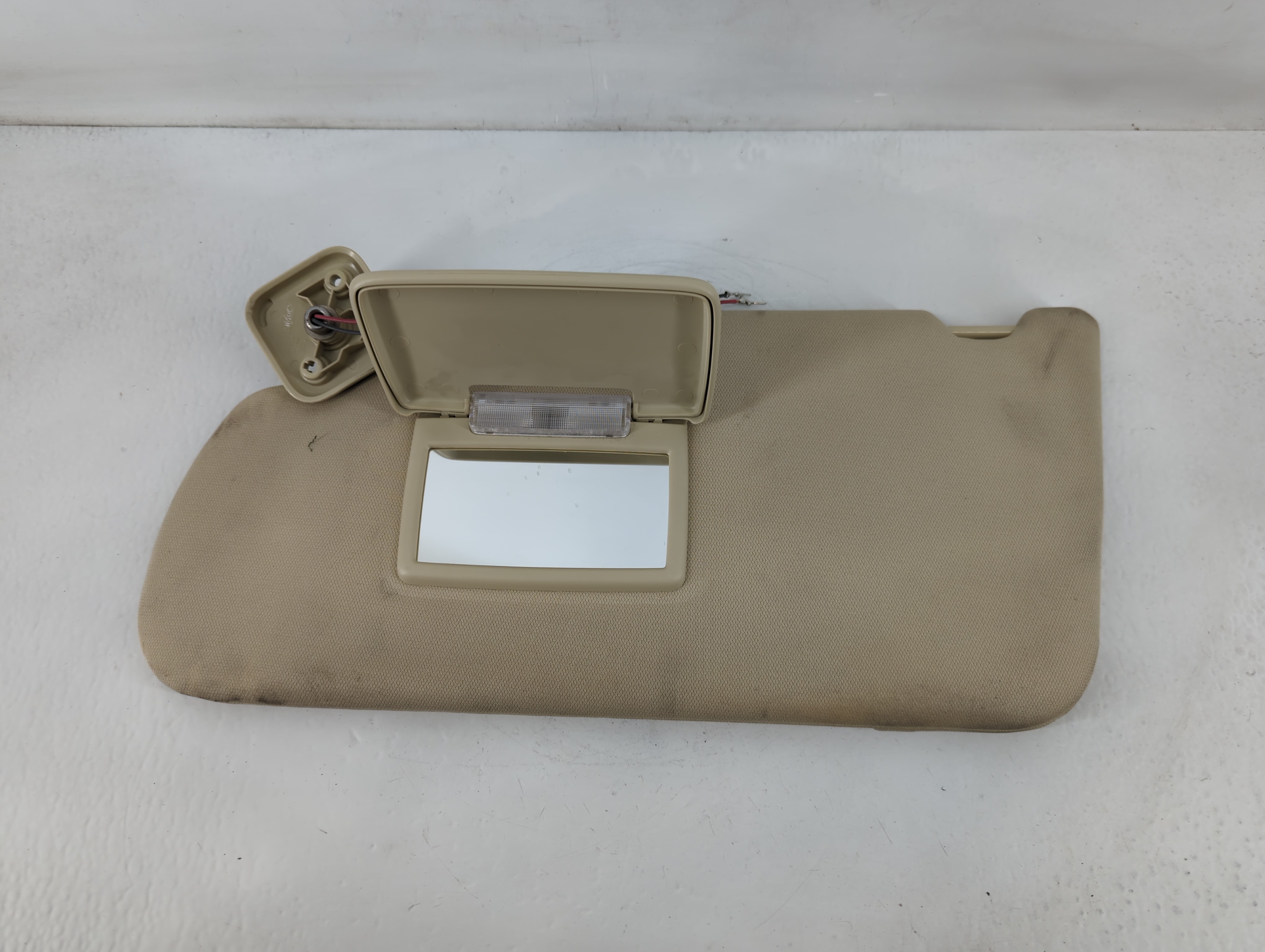 2013-2019 Ford Flex Driver Sun Visor Mirror Left Sunvisor Tan 826381 - Oemusedautoparts1.com