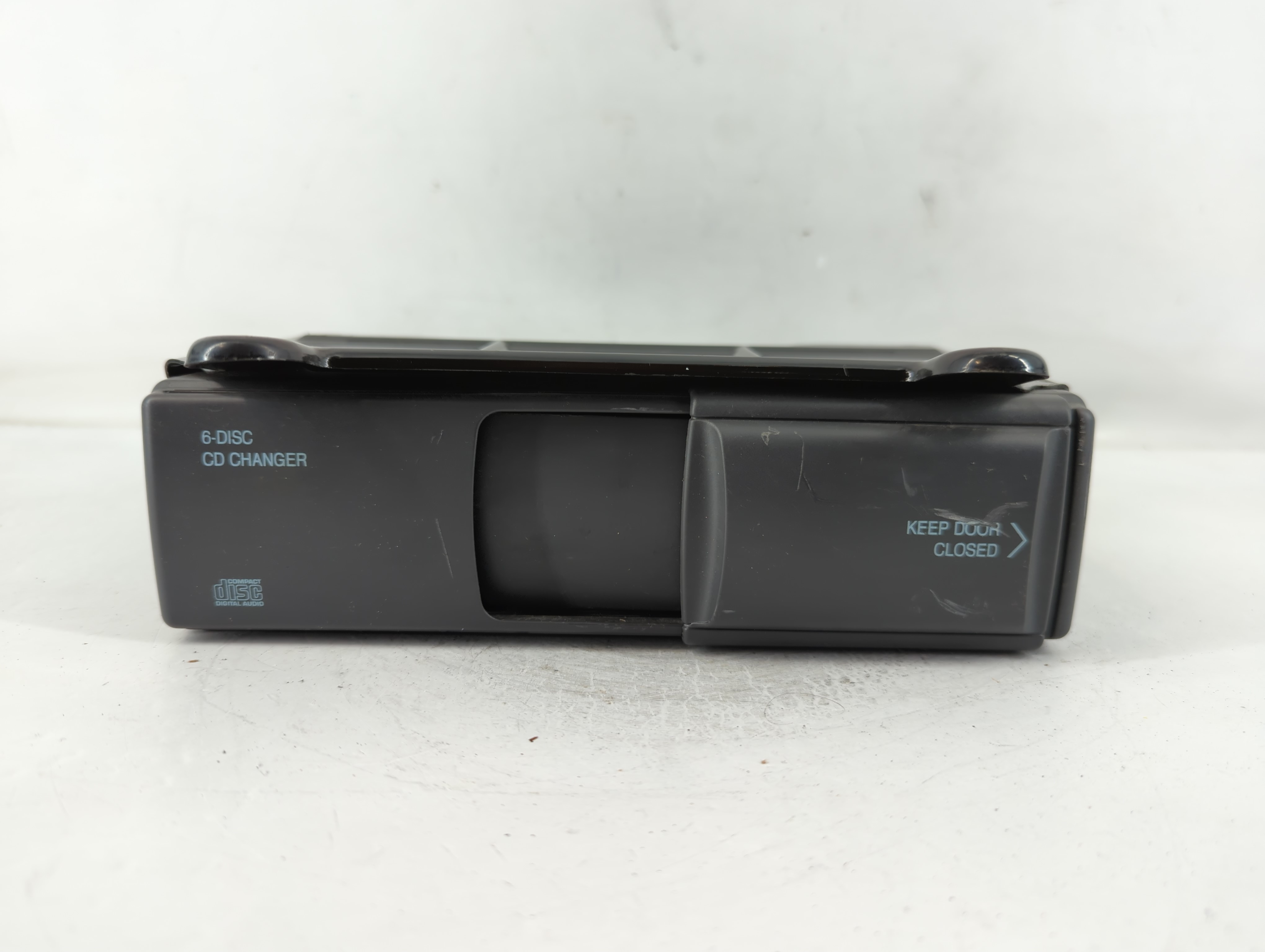 2002-2005 Cadillac Deville Am Fm Cd Player Radio Receiver 826414 - Oemusedautoparts1.com