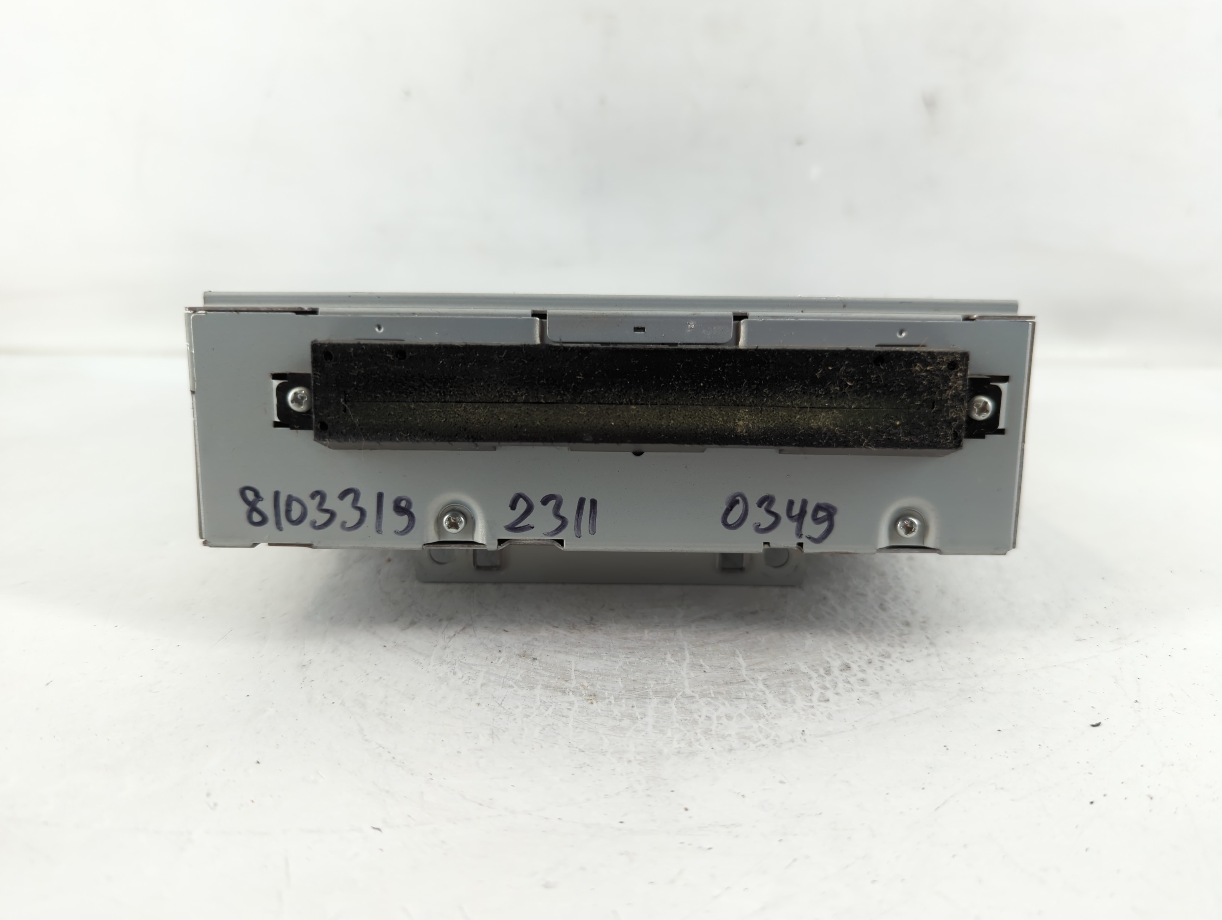 Picture of 2005-2007 Volvo V50 Am Fm Cd Player Radio Receiver 826439