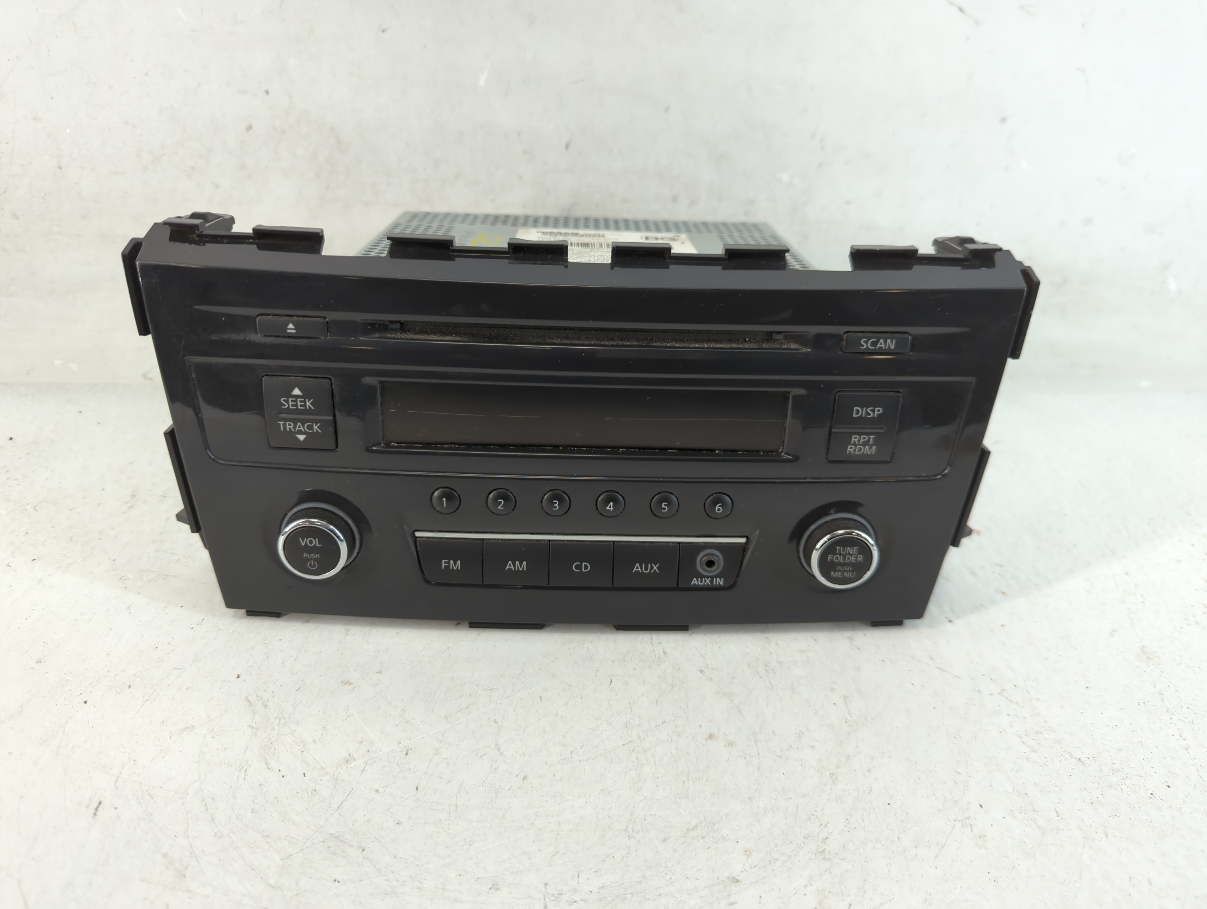 2013-2015 Nissan Altima Am Fm Cd Player Radio Receiver 826450 - Oemusedautoparts1.com