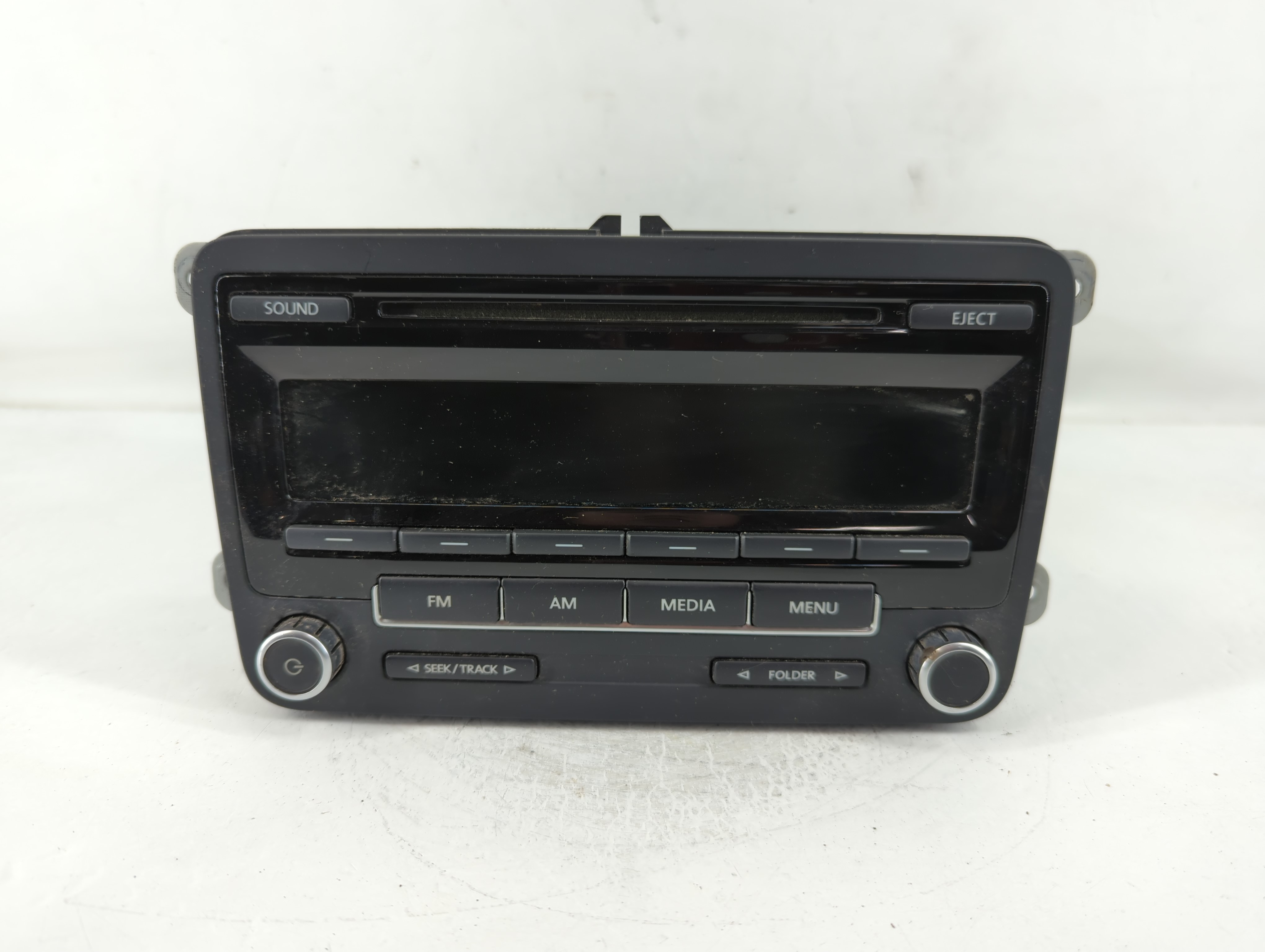 2011-2014 Volkswagen Jetta Am Fm Cd Player Radio Receiver 826500 - Oemusedautoparts1.com