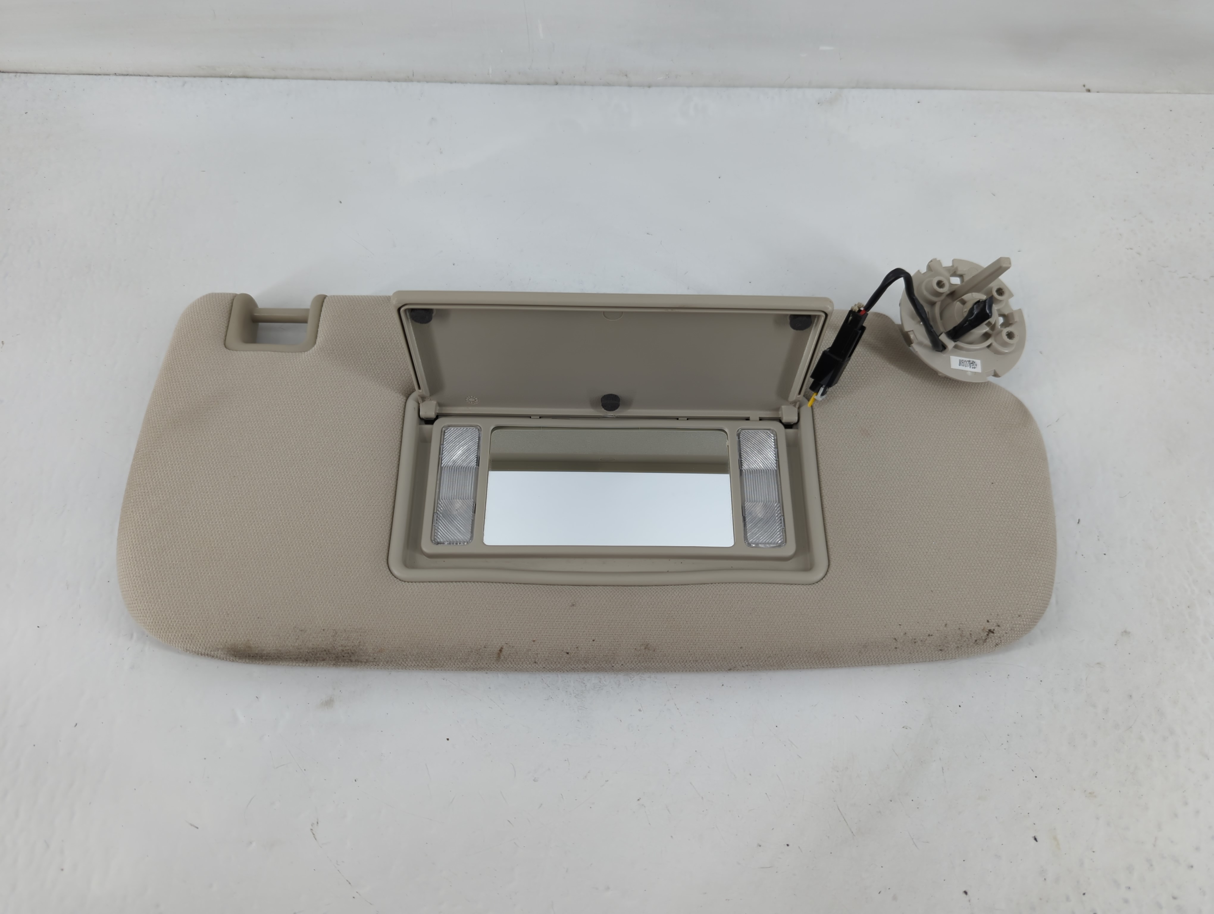 2011-2022 Dodge Durango Passenger Sun Visor Mirror Right Sunvisor 826511 - Oemusedautoparts1.com