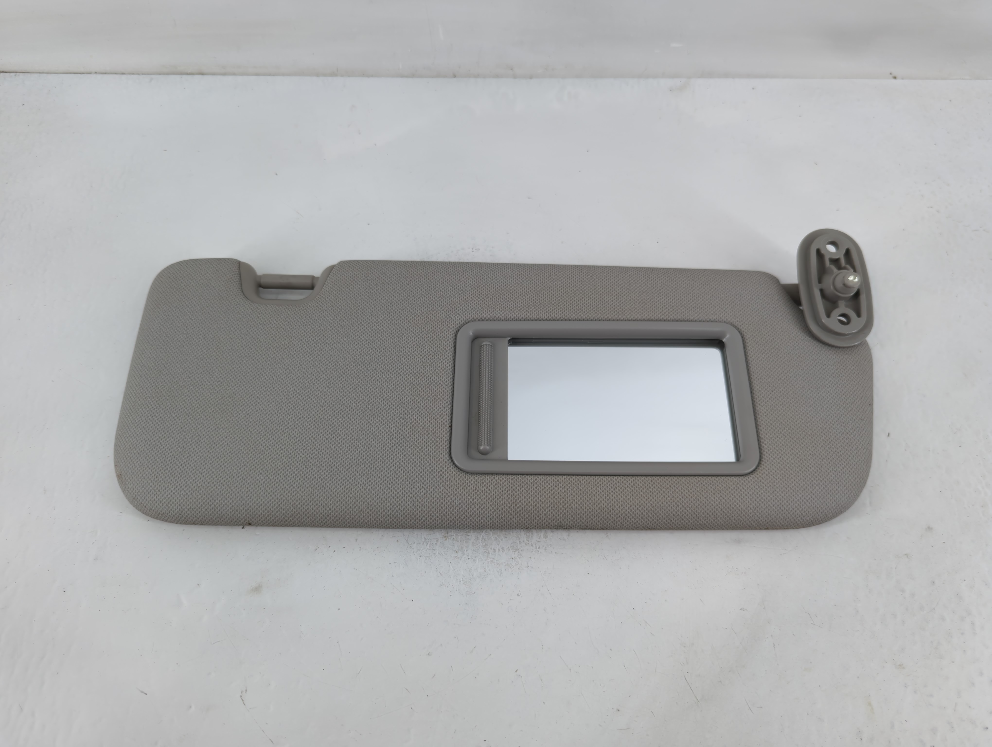 2014-2016 Kia Forte Passenger Sun Visor Mirror Right Sunvisor Grey 826521 - Oemusedautoparts1.com