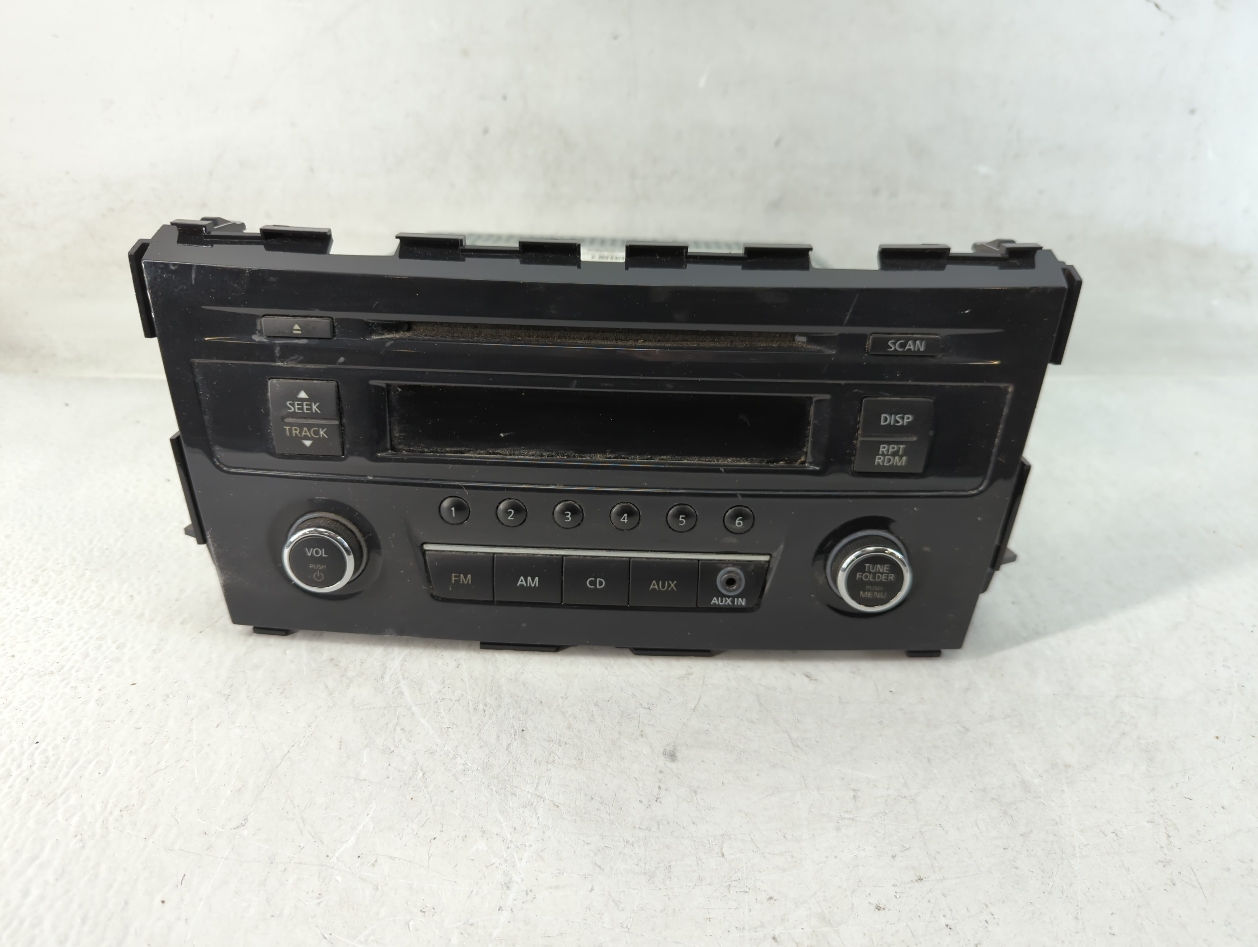 2013-2015 Nissan Altima Am Fm Cd Player Radio Receiver 826551 - Oemusedautoparts1.com