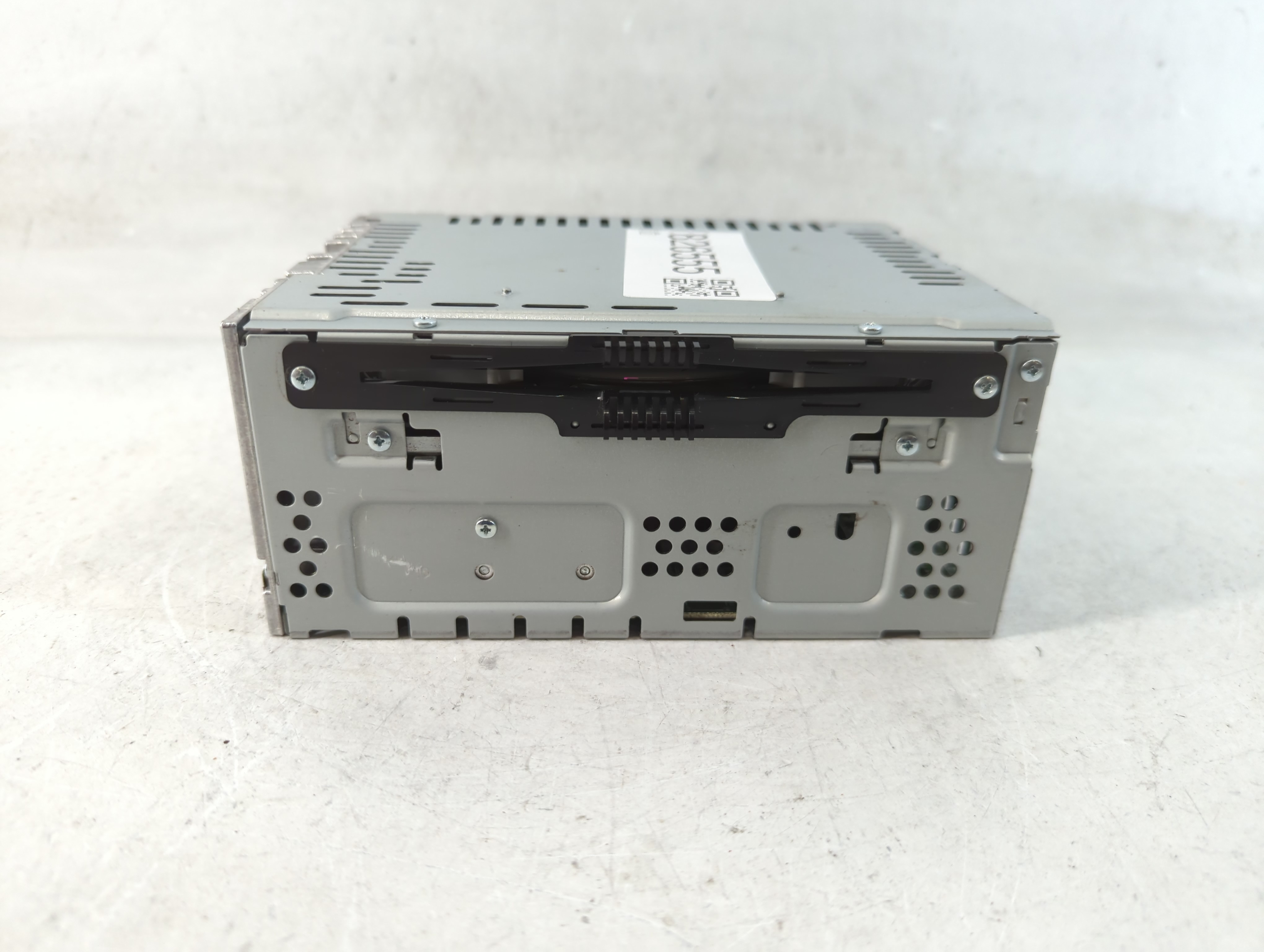 2014-2015 Ford Fusion Am Fm Cd Player Radio Receiver 826555 - Oemusedautoparts1.com