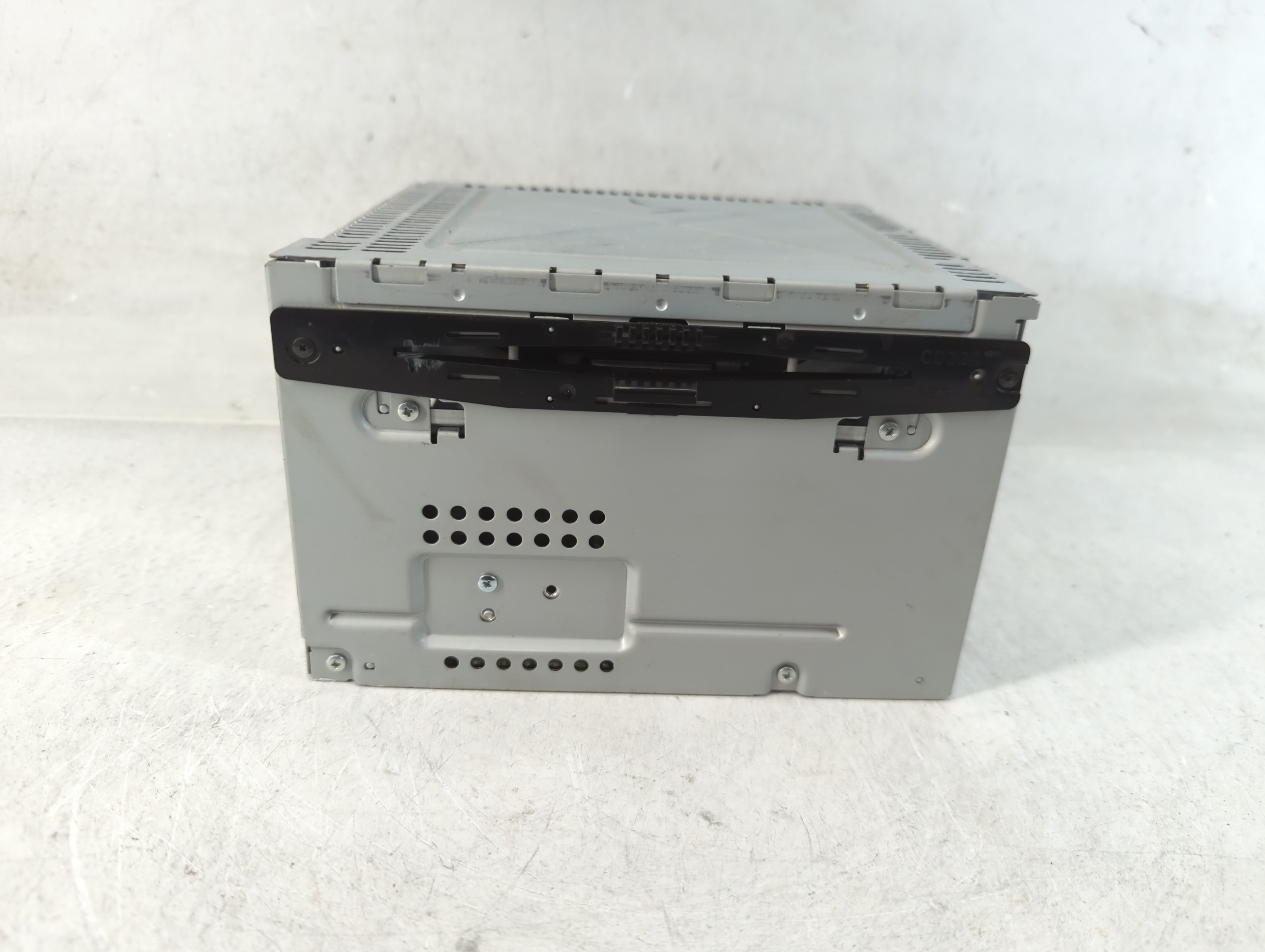2010-2012 Ford Fusion Am Fm Cd Player Radio Receiver 826563 - Oemusedautoparts1.com