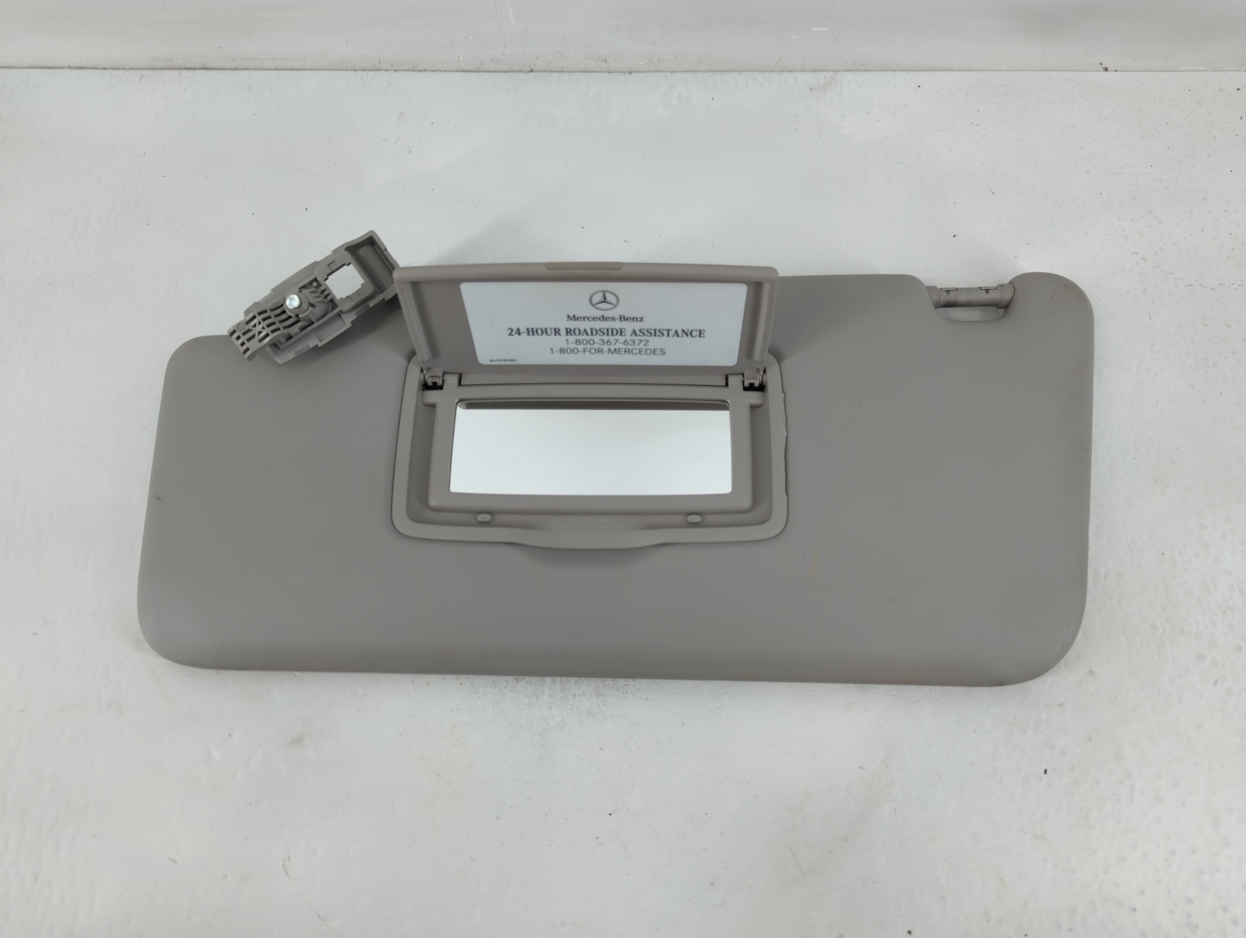 2013-2016 Mercedes-benz Gl450 Driver Sun Visor Mirror Left Sunvisor Grey 826597 - Oemusedautoparts1.com