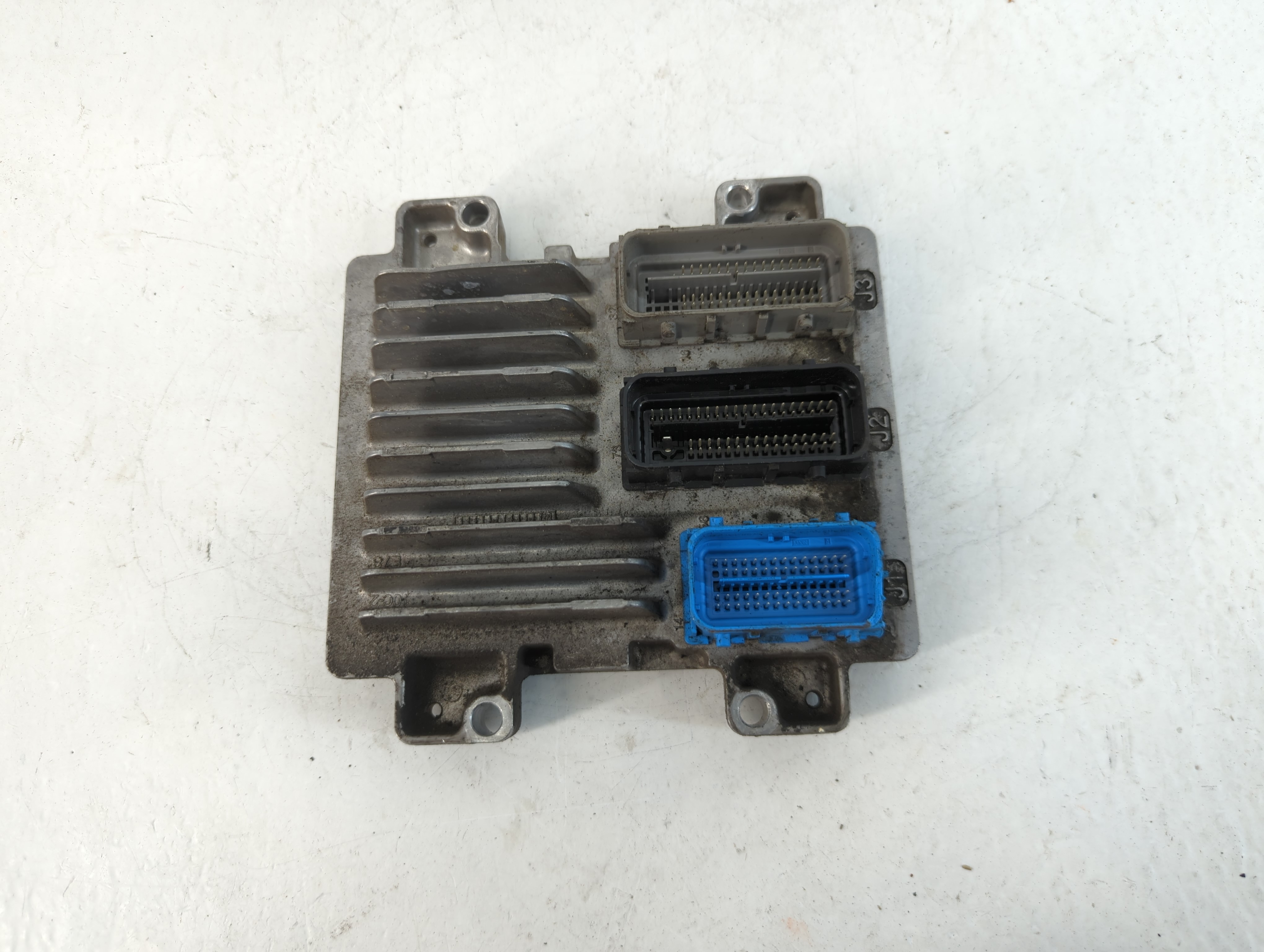 2013-2016 Chevrolet Trax Engine Control Computer Ecu Pcm Ecm Pcu Oem 826611 - Oemusedautoparts1.com
