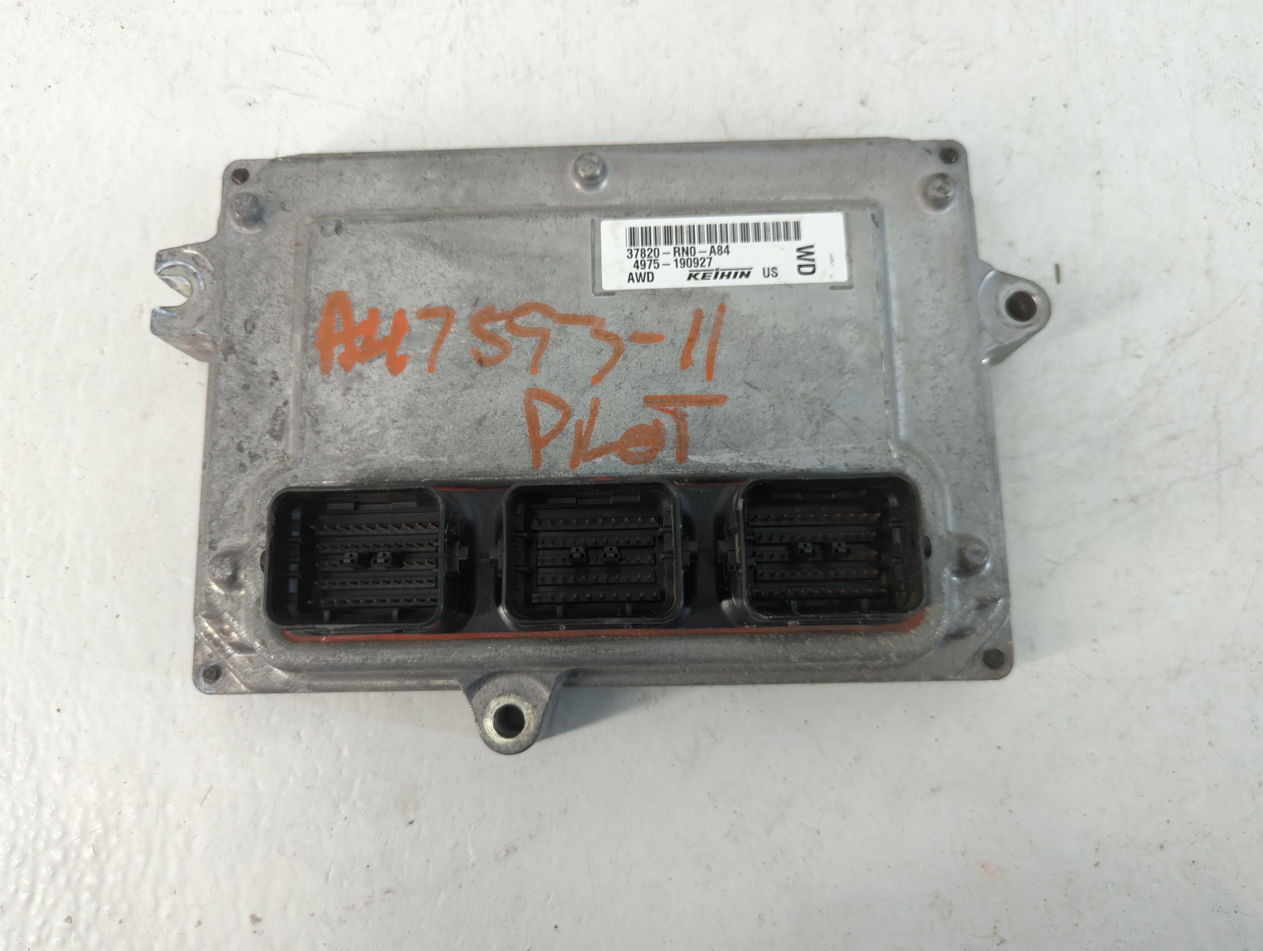 Picture of 2011-2011 Honda Pilot Engine Control Computer Ecu Pcm Ecm Pcu Oem 826692