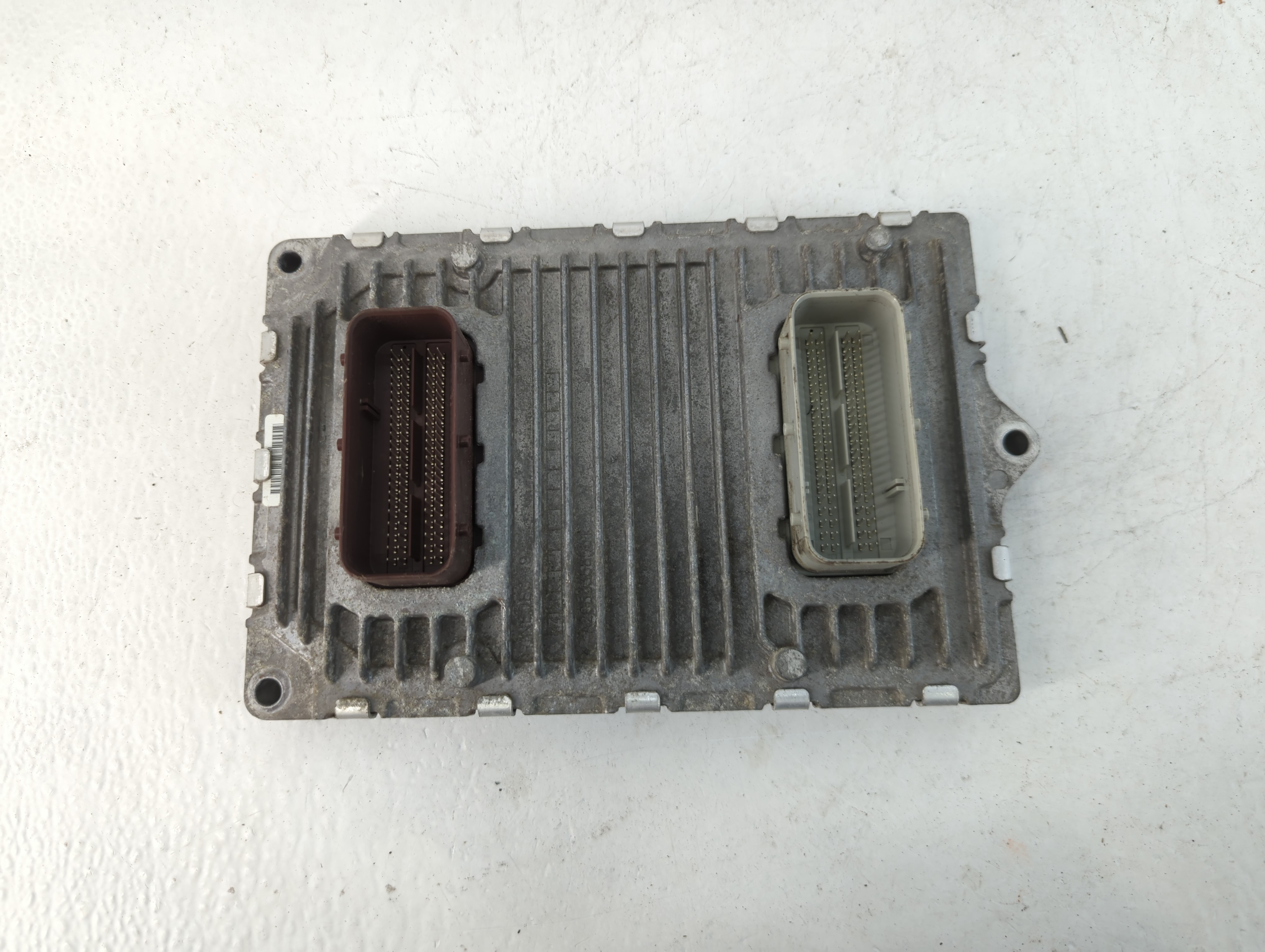 2015-2015 Dodge Journey Engine Control Computer Ecu Pcm Ecm Pcu Oem 826699 - Oemusedautoparts1.com