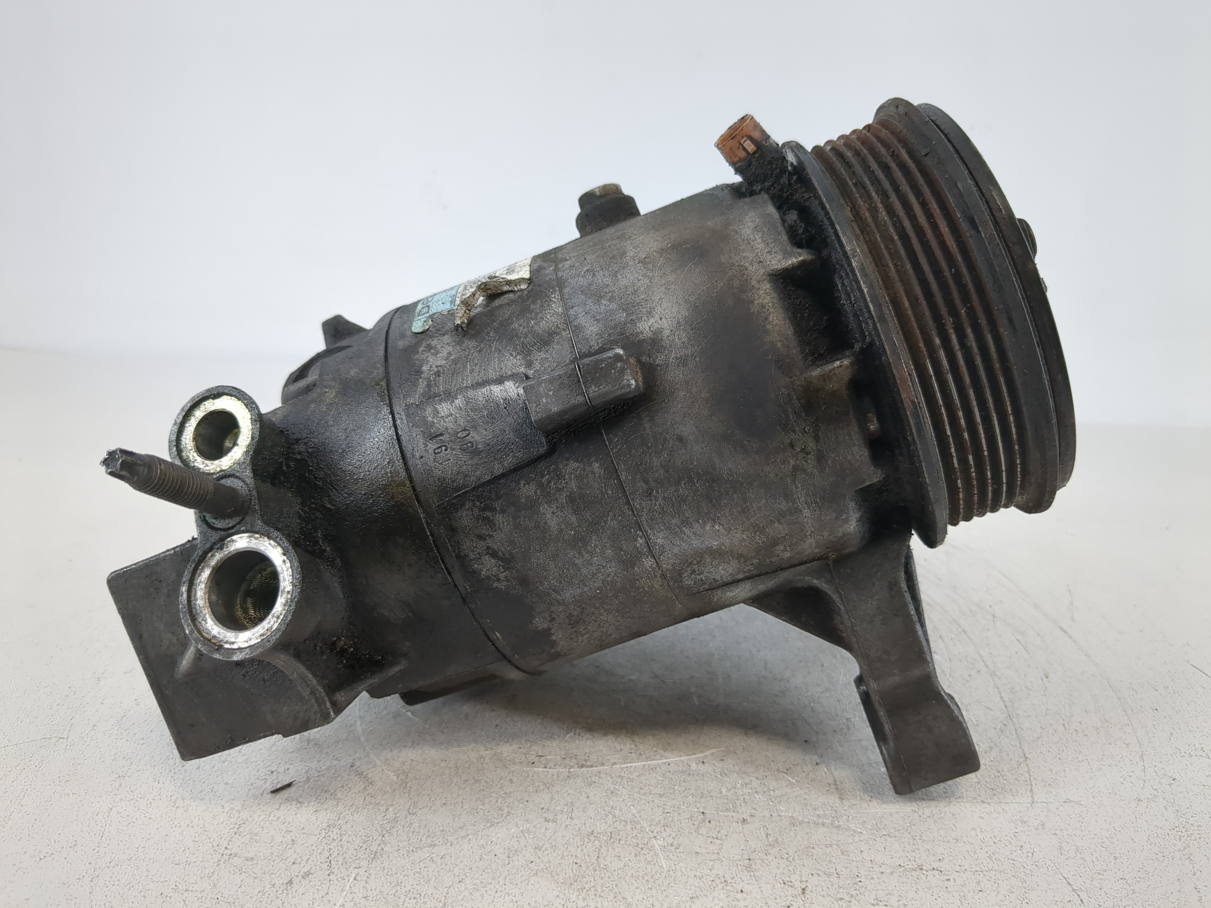 Picture of 2007-2010 Pontiac G6 Air Conditioning A/c Ac Compressor Oem 826887