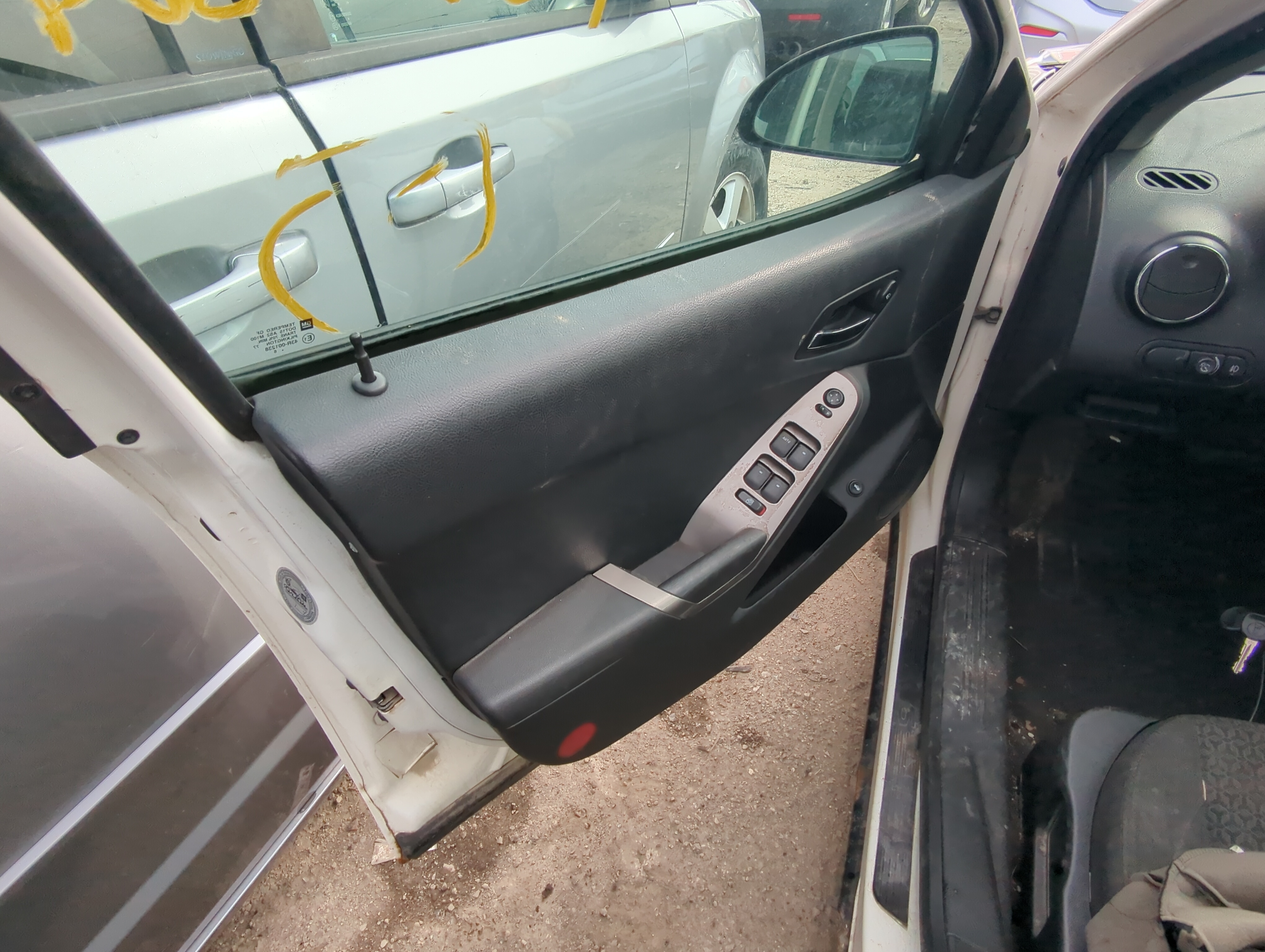 Picture of 2007 Pontiac G6 Front Left Driver Interior Door Panel Trim 826979