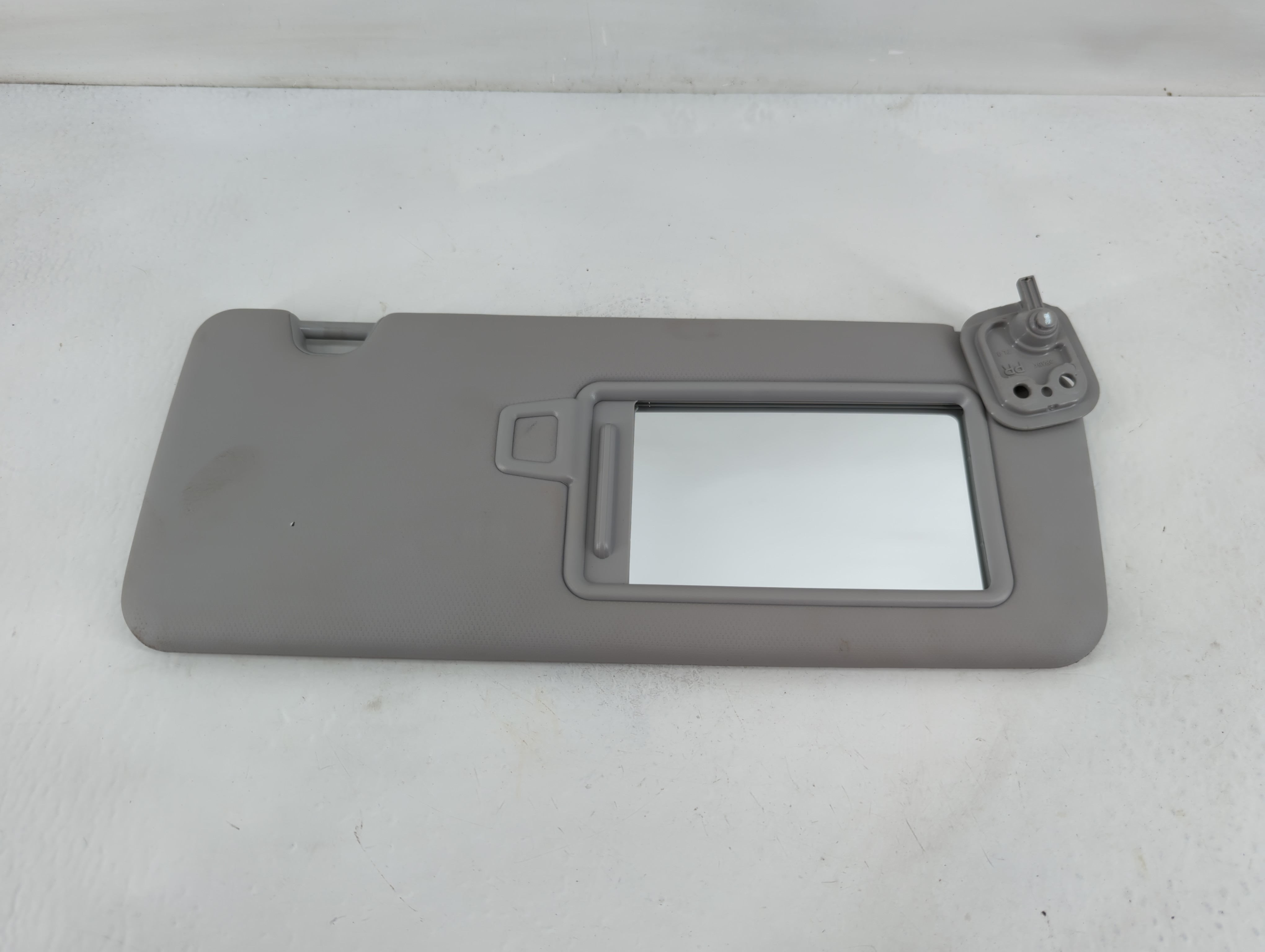 2016-2021 Hyundai Tucson Passenger Sun Visor Mirror Right Sunvisor Grey 827415 - Oemusedautoparts1.com