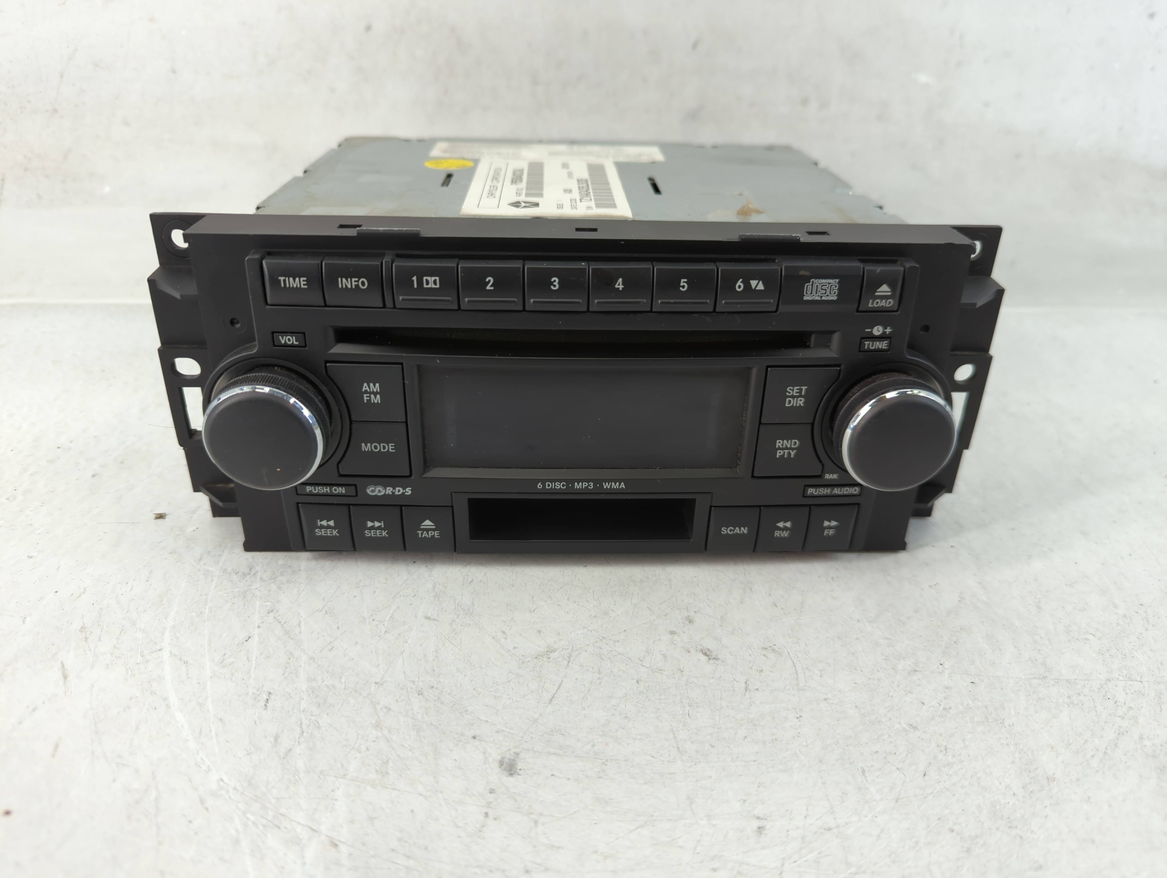 2005-2007 Chrysler 300 Am Fm Cd Player Radio Receiver 827419 - Oemusedautoparts1.com