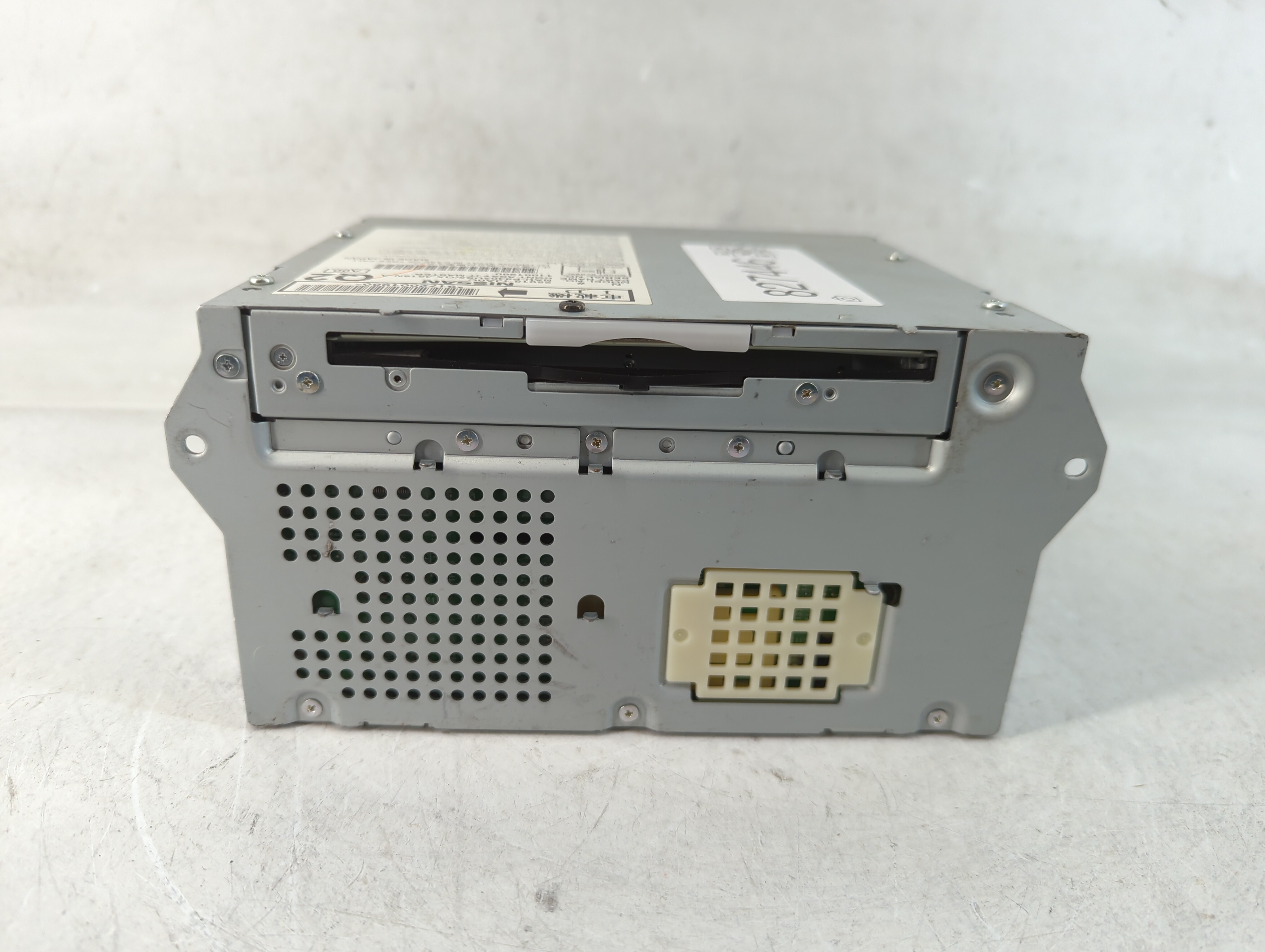 2011-2012 Infiniti M37 Am Fm Cd Player Radio Receiver 827446 - Oemusedautoparts1.com