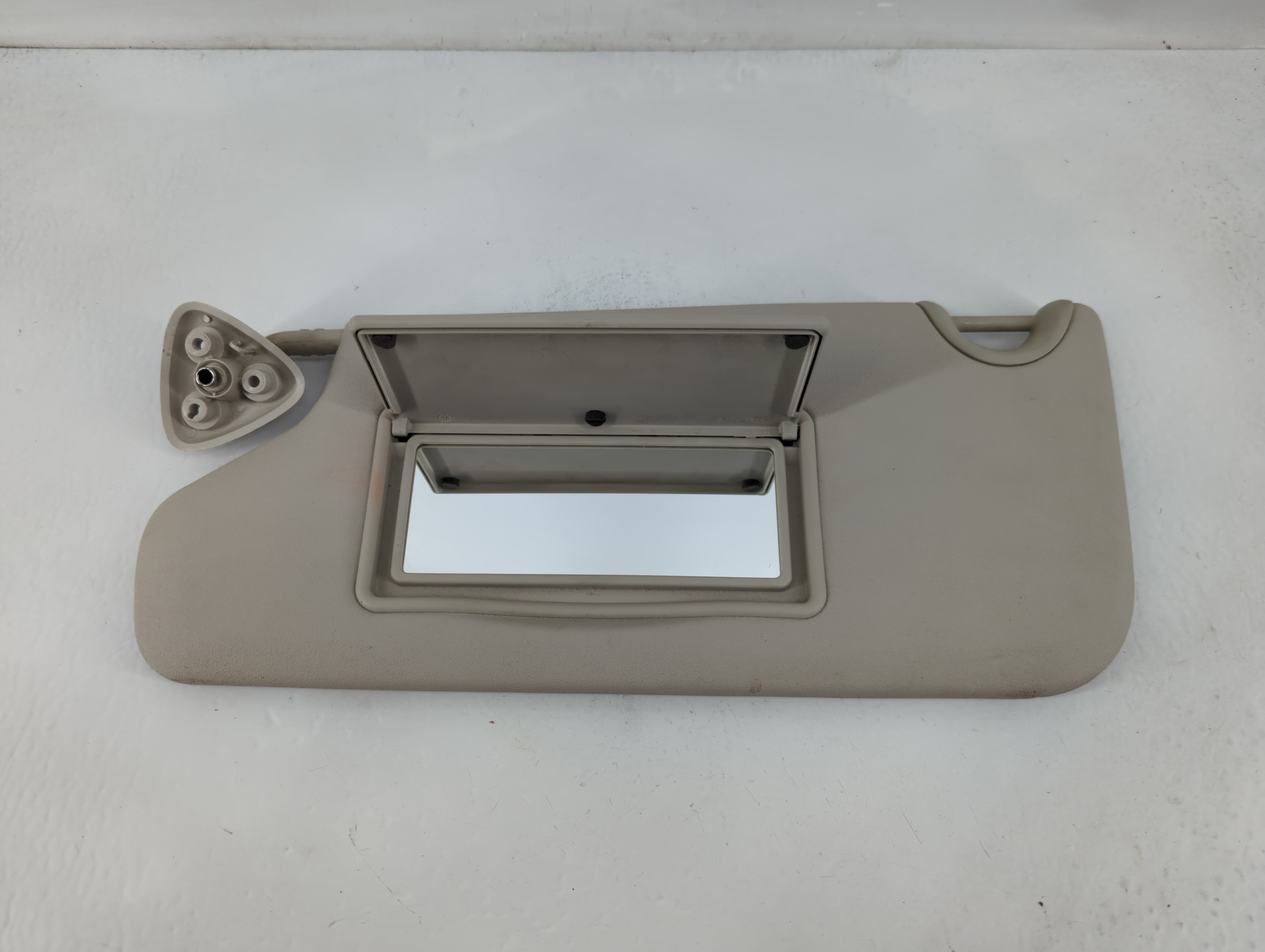 2014 Dodge Journey Driver Sun Visor Mirror Left Sunvisor Beige 827476 - Oemusedautoparts1.com
