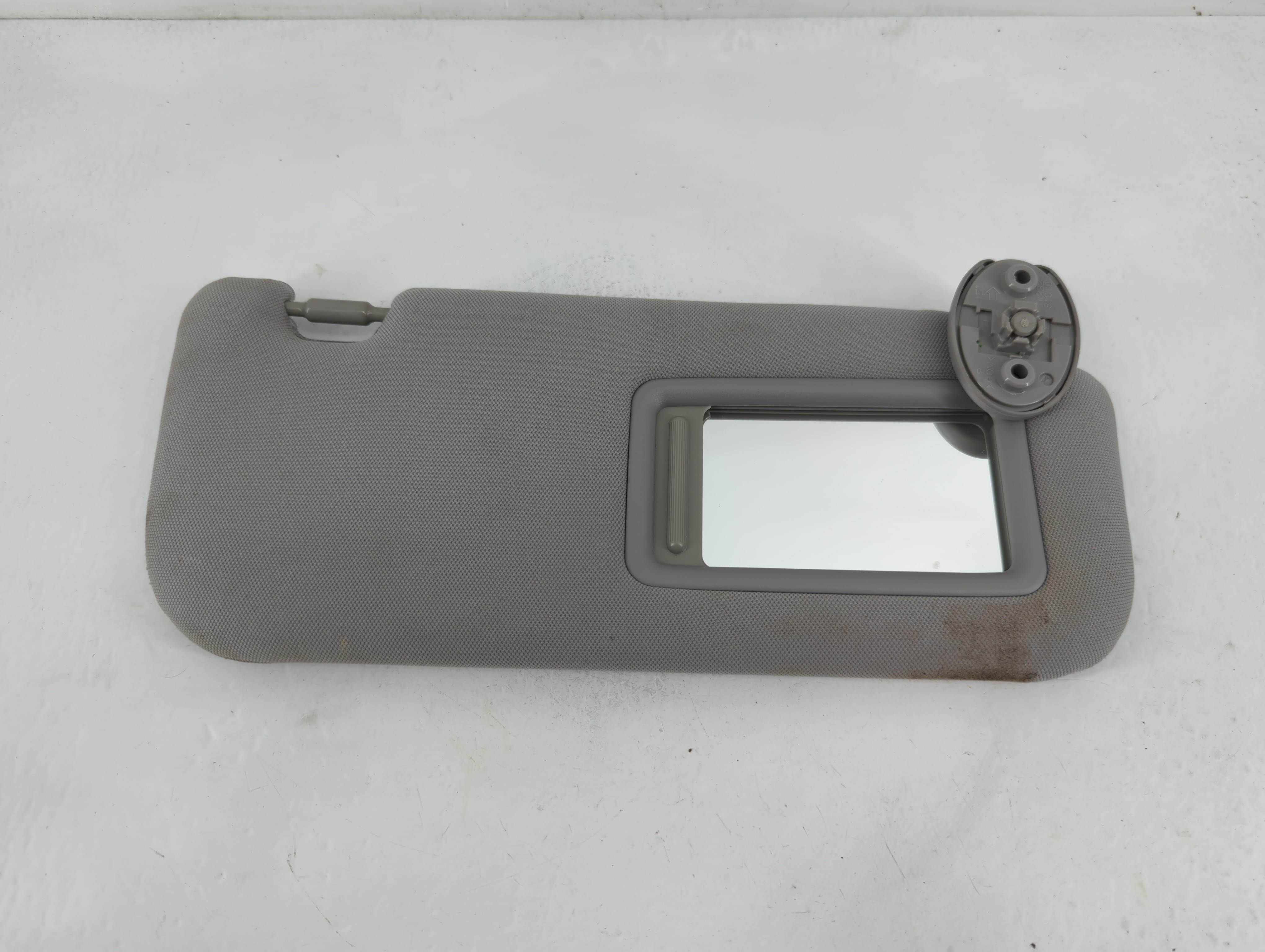 Picture of 2018-2022 Toyota Camry Passenger Sun Visor Mirror Right Sunvisor Grey 827495